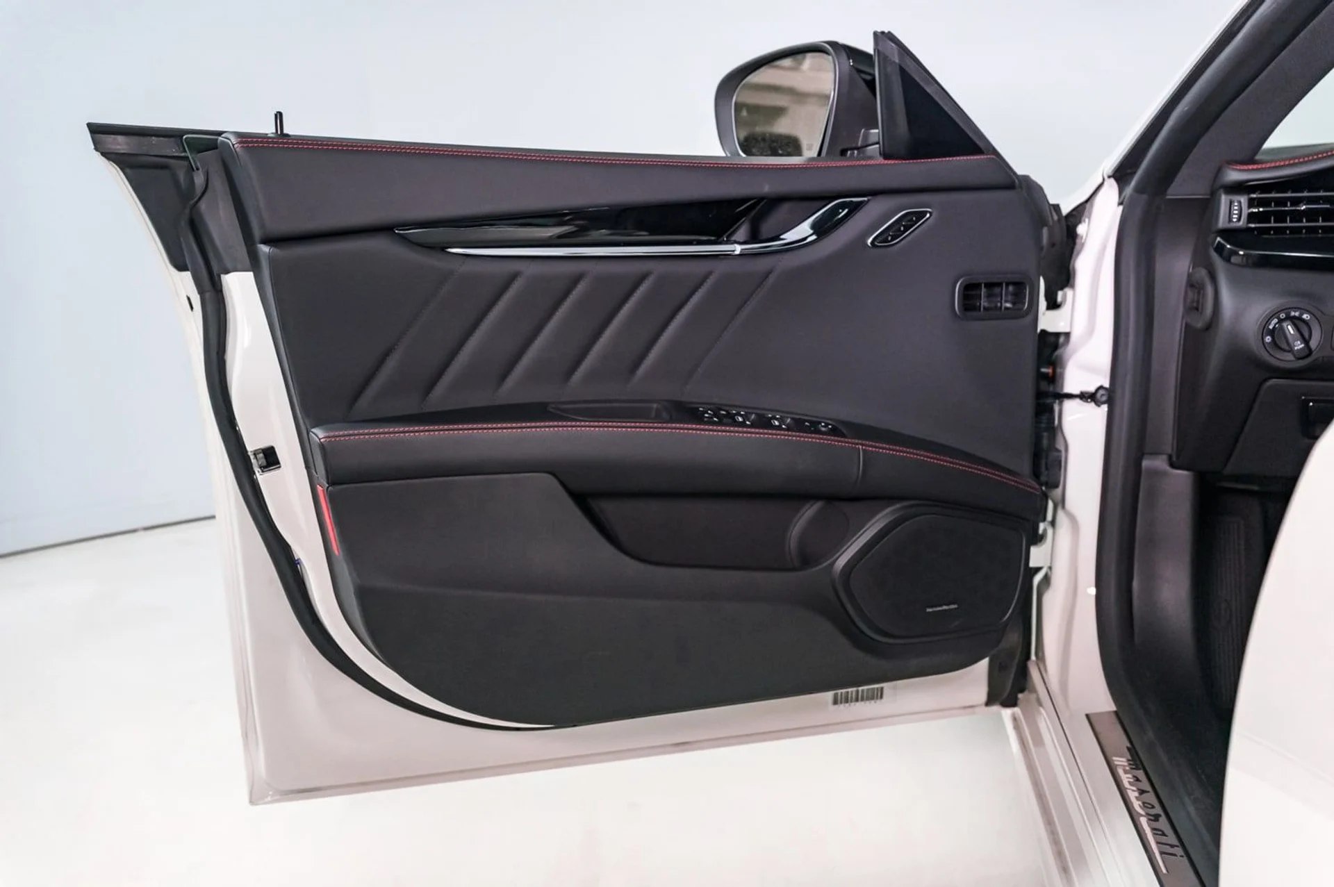 mph013_598016972_ccfcb2d4b00447dd839eaea5bbd7e333_546ef46c8b