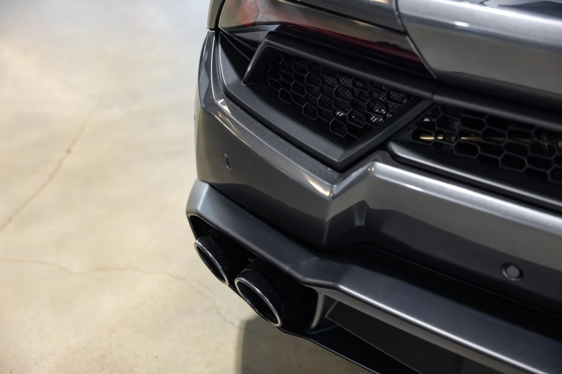 mph013_598097024_sg_3d98d948c3