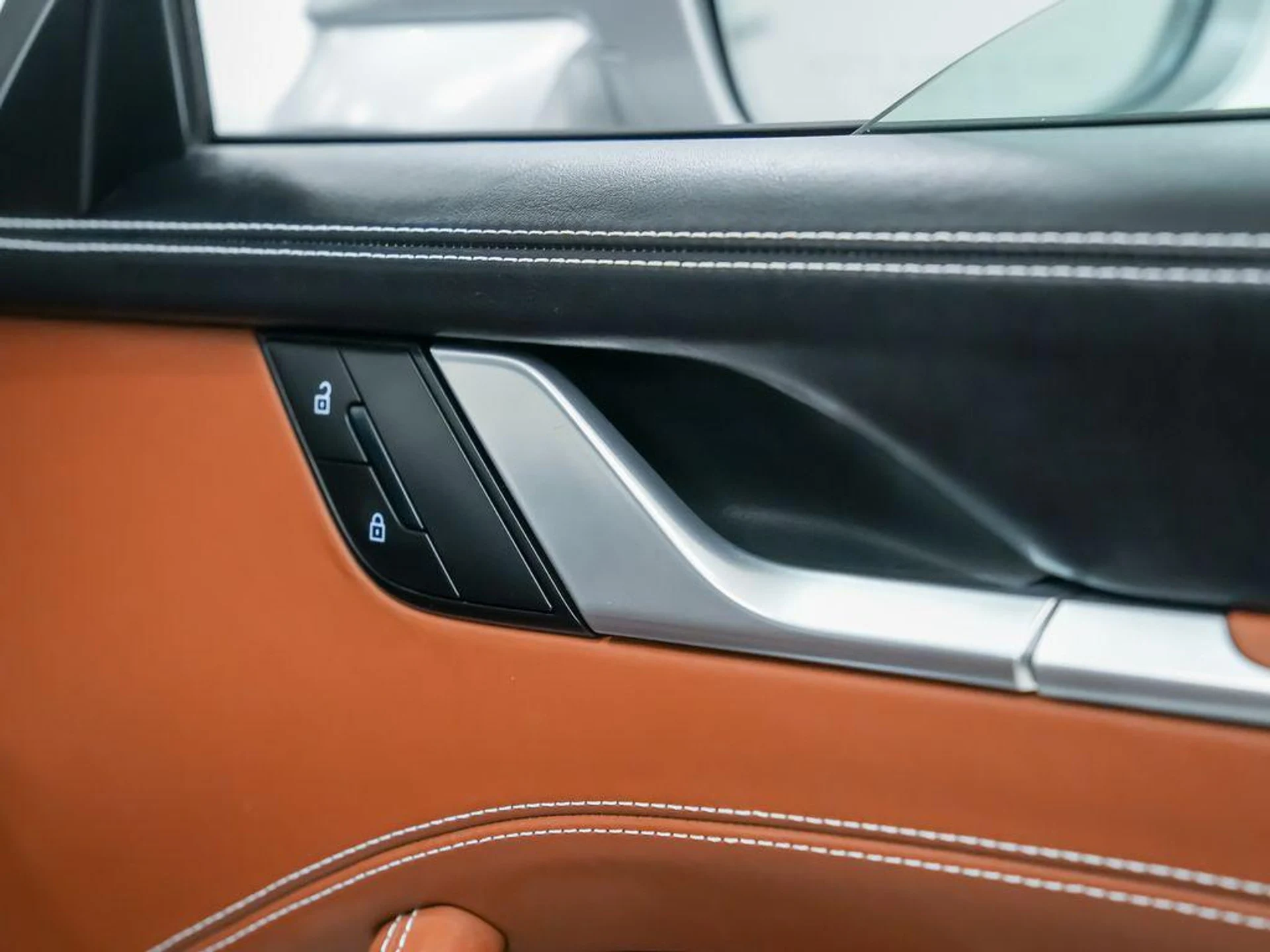 mph013_60063972_Q92y_ie_Kfo_My_B_Xfzx7_Is1_ZG_0dio_db6aa3f044