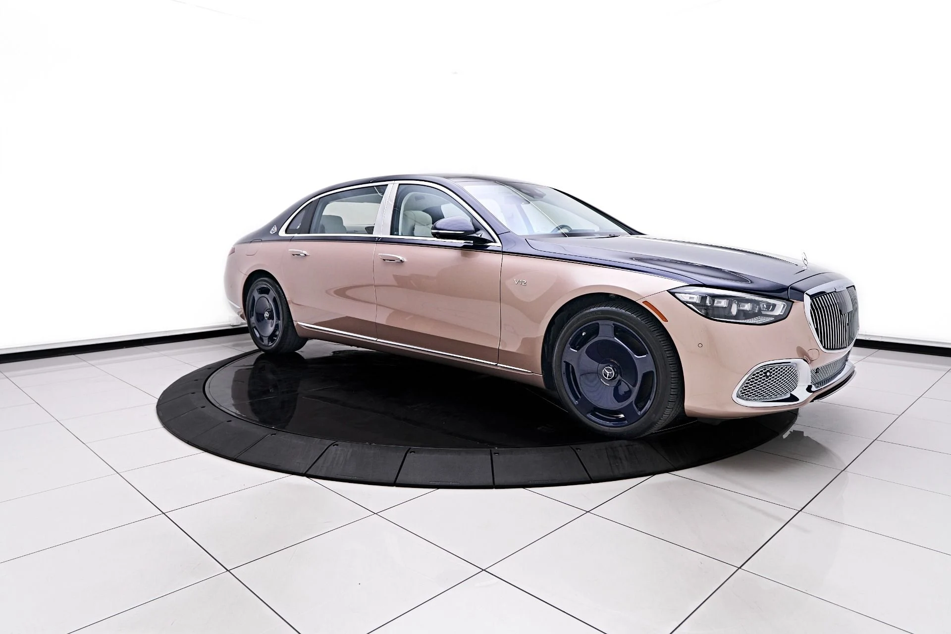 mph013_601598121_Used_2023_Mercedes_Benz_S_Class_Maybach_S_680_1749950117_752f0138e9