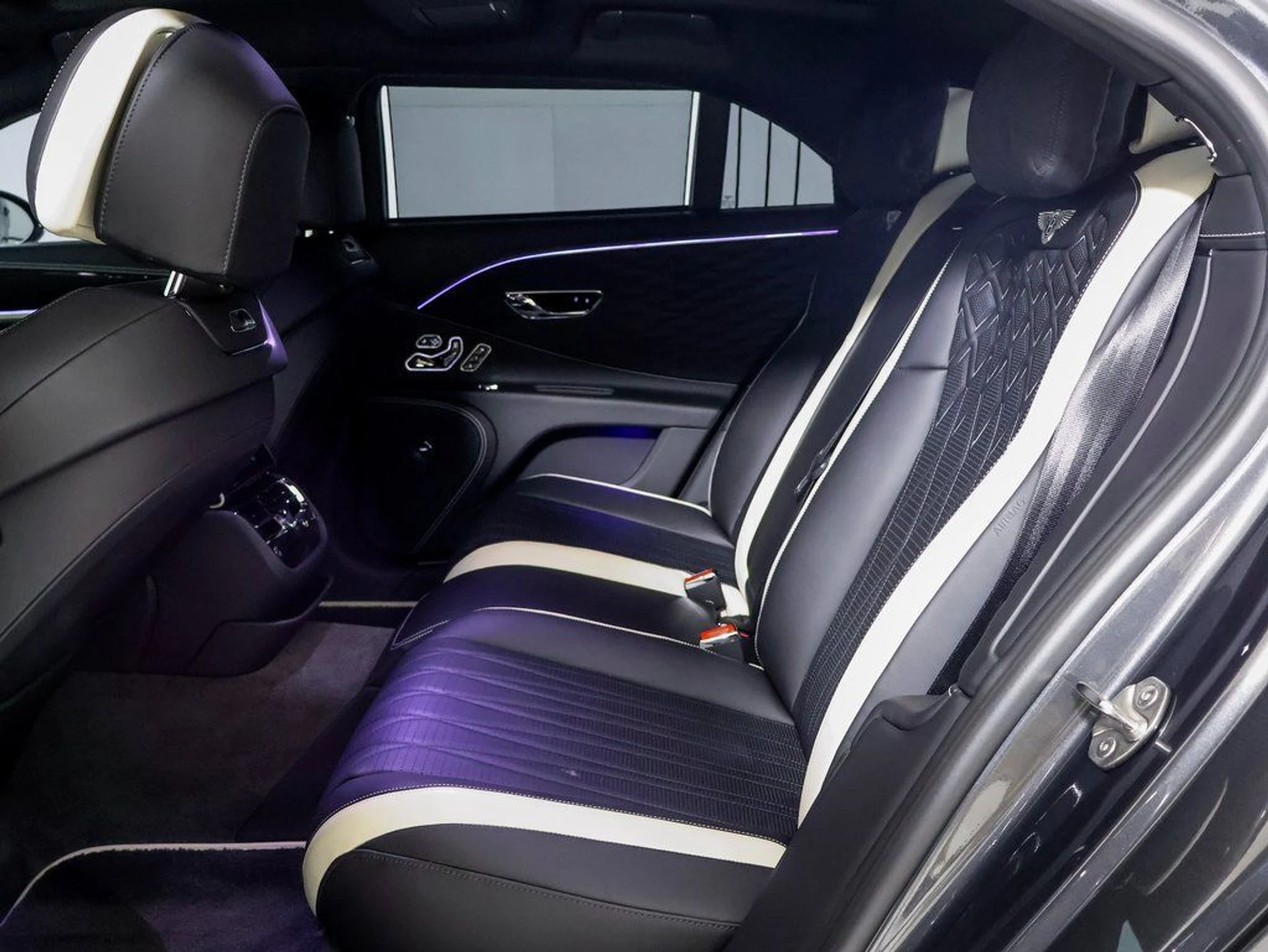 mph013_609373911_de303ae6c2c2fe5f125837483b385f5ex_f8a4a57512