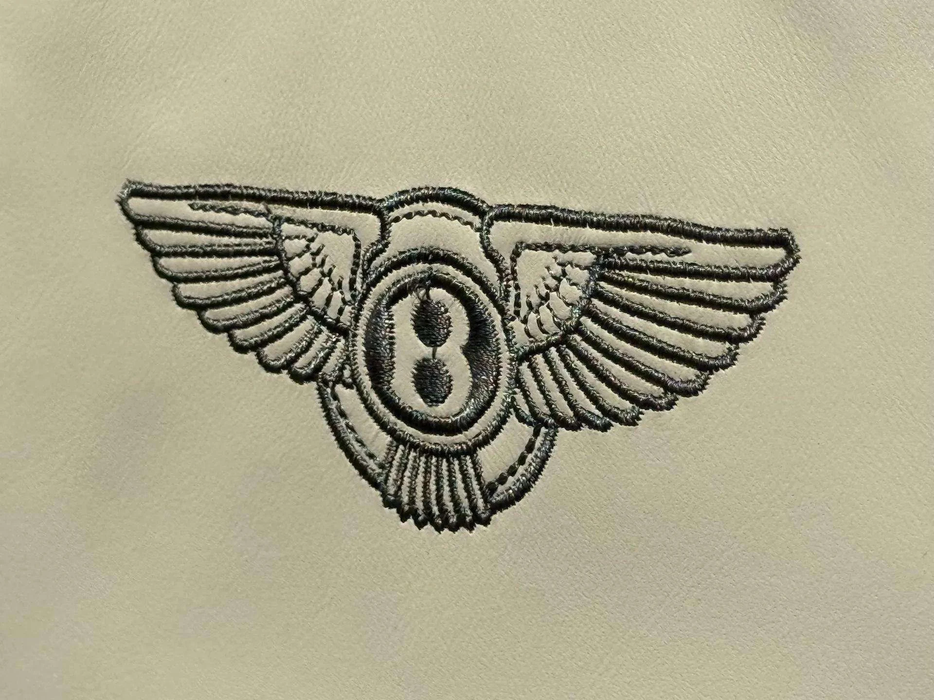 mph013_61046466_76aec0a148b74deb9f0d48276847bba8_835a37c3b1