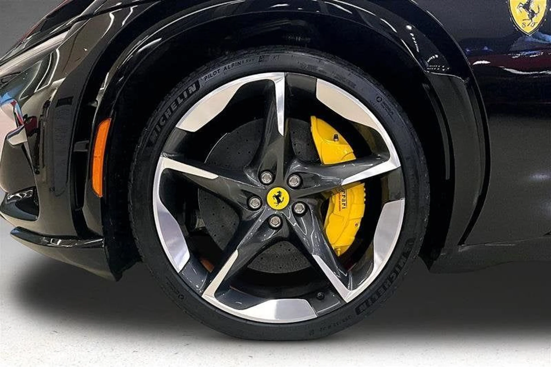 mph013_611323387_4b86b1f0887b4afab75cd03e2629b3c8_bdec0573ab