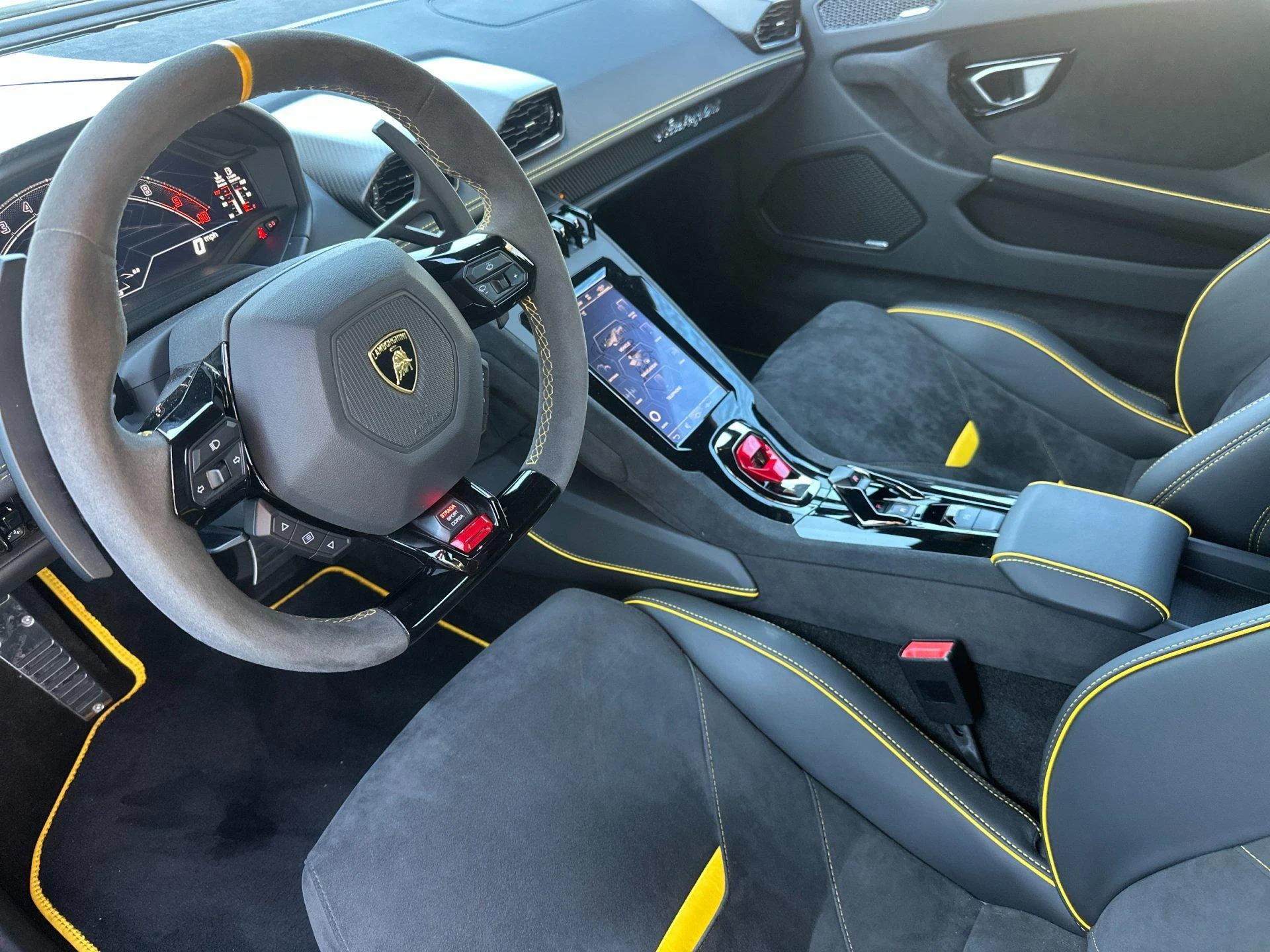 mph013_619440333_Used_2024_Lamborghini_Huracan_Tecnica_1792147654_0fc95948c8