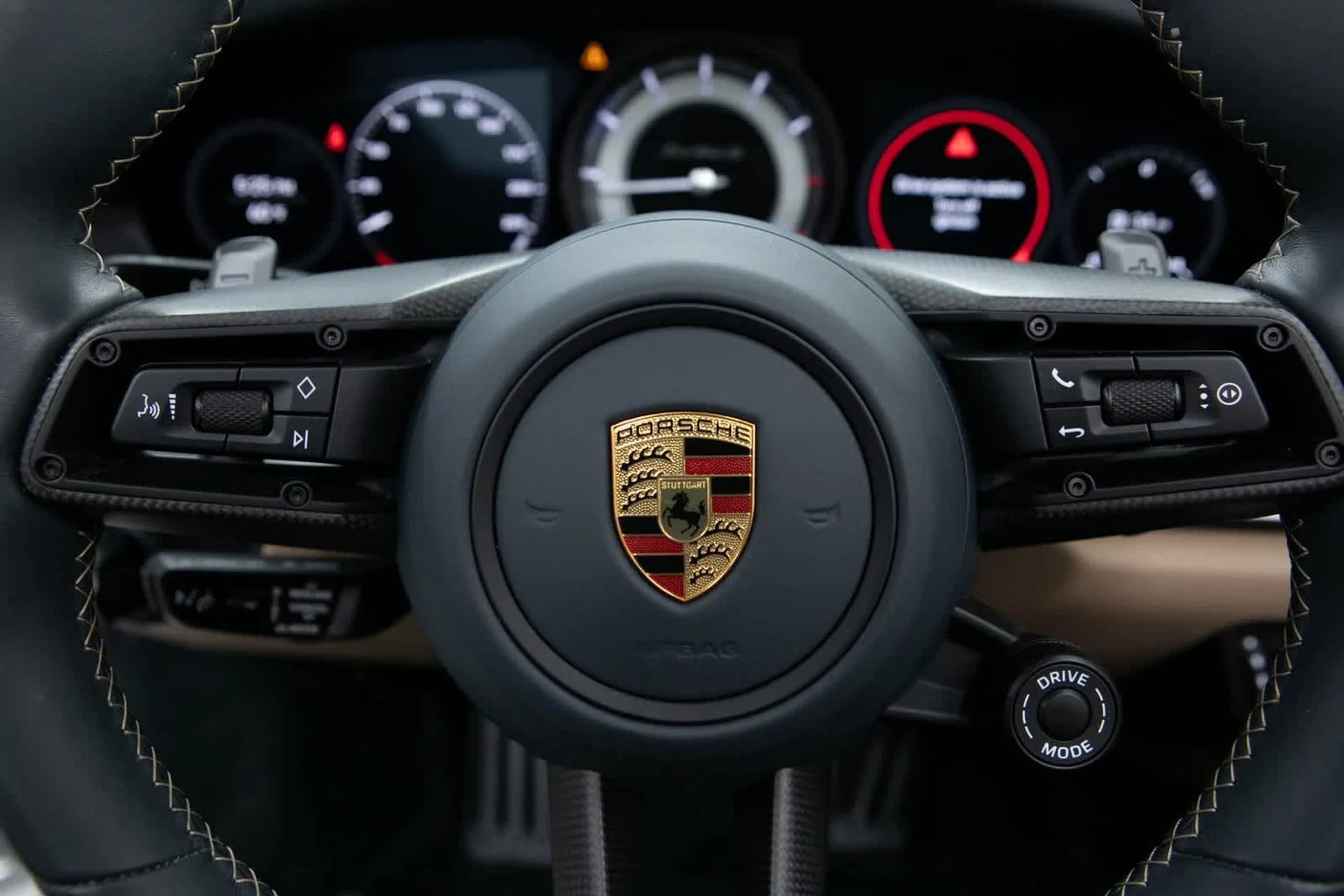 mph013_620290773_7444df1ac14d6a843c2cd22bf4f22129x_2f3e6b5d98