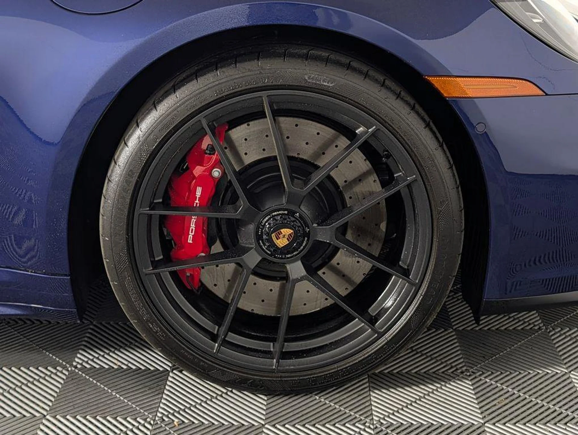 mph013_626534507_n3d_H_Rp40_Ubo_Dm_Vuc5_PW_Rkeh_Adu_M_00b21dc8da