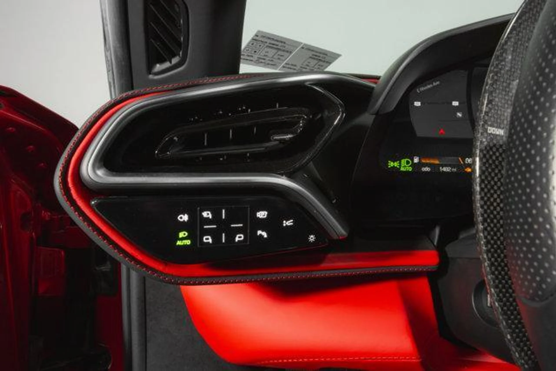 mph013_62674962_ca_I84_Ux_P2_UYICX_5_Inpb_EB_Yp3_m4_2796cc3b0f