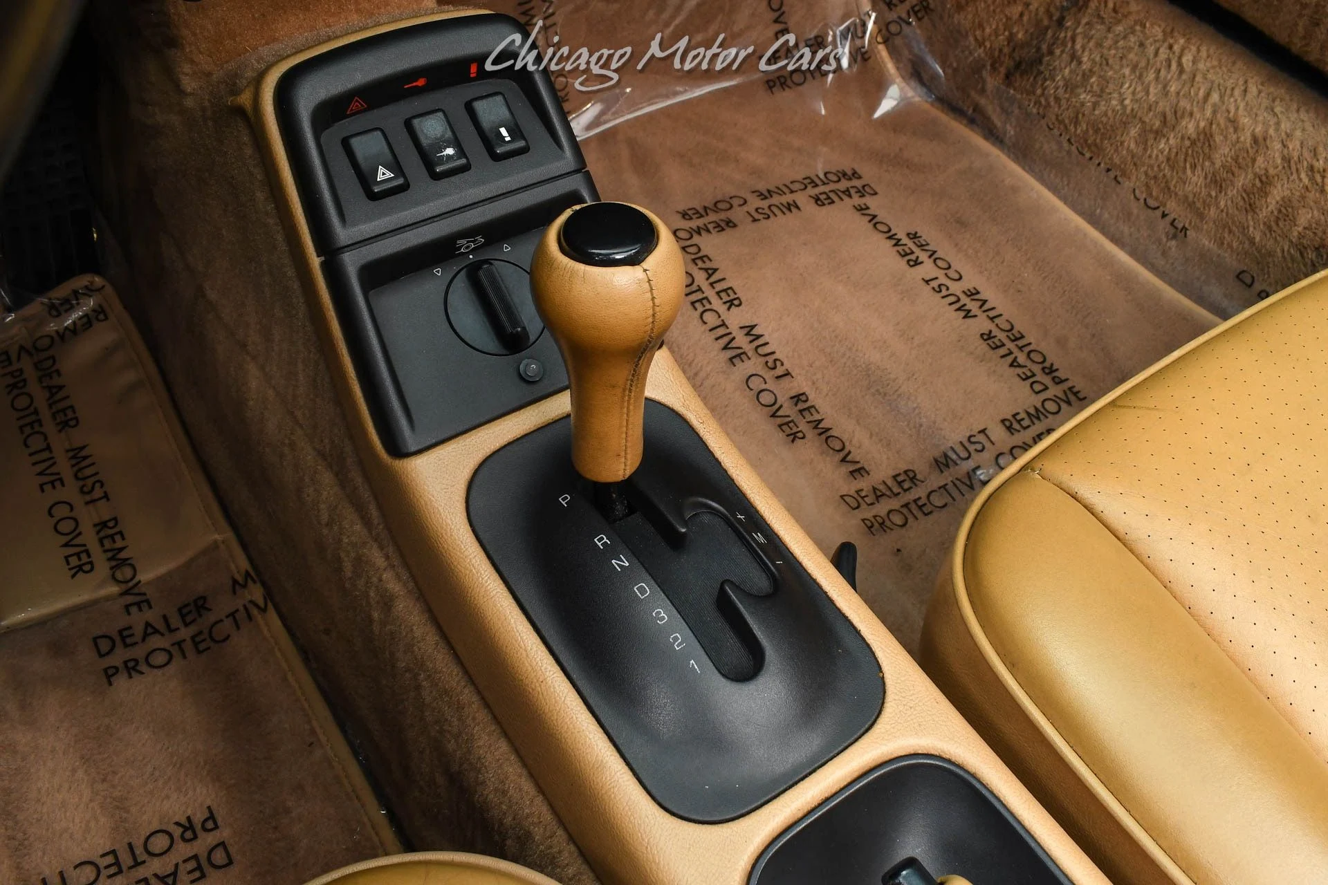 mph013_632677894_13428_p14_l_9bed8e42e5