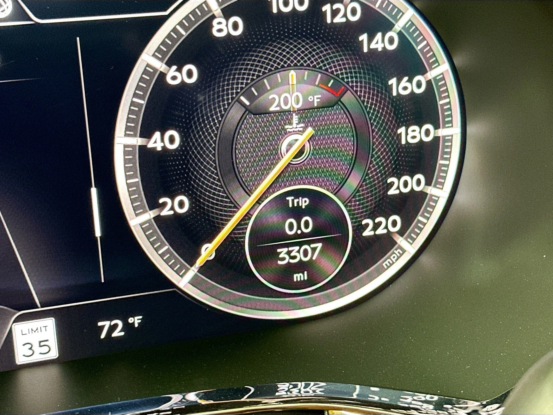 mph013_637519007_14_f2c5ced2f8