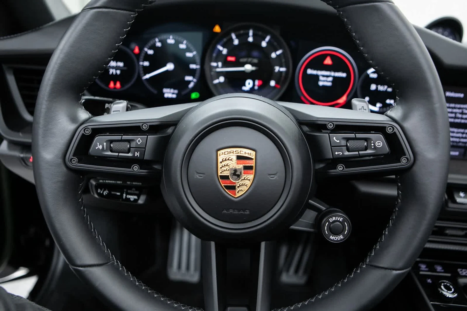 mph013_643834860_054428d5d0010935dcb6c8ba69b3b1bex_975bf9faa5