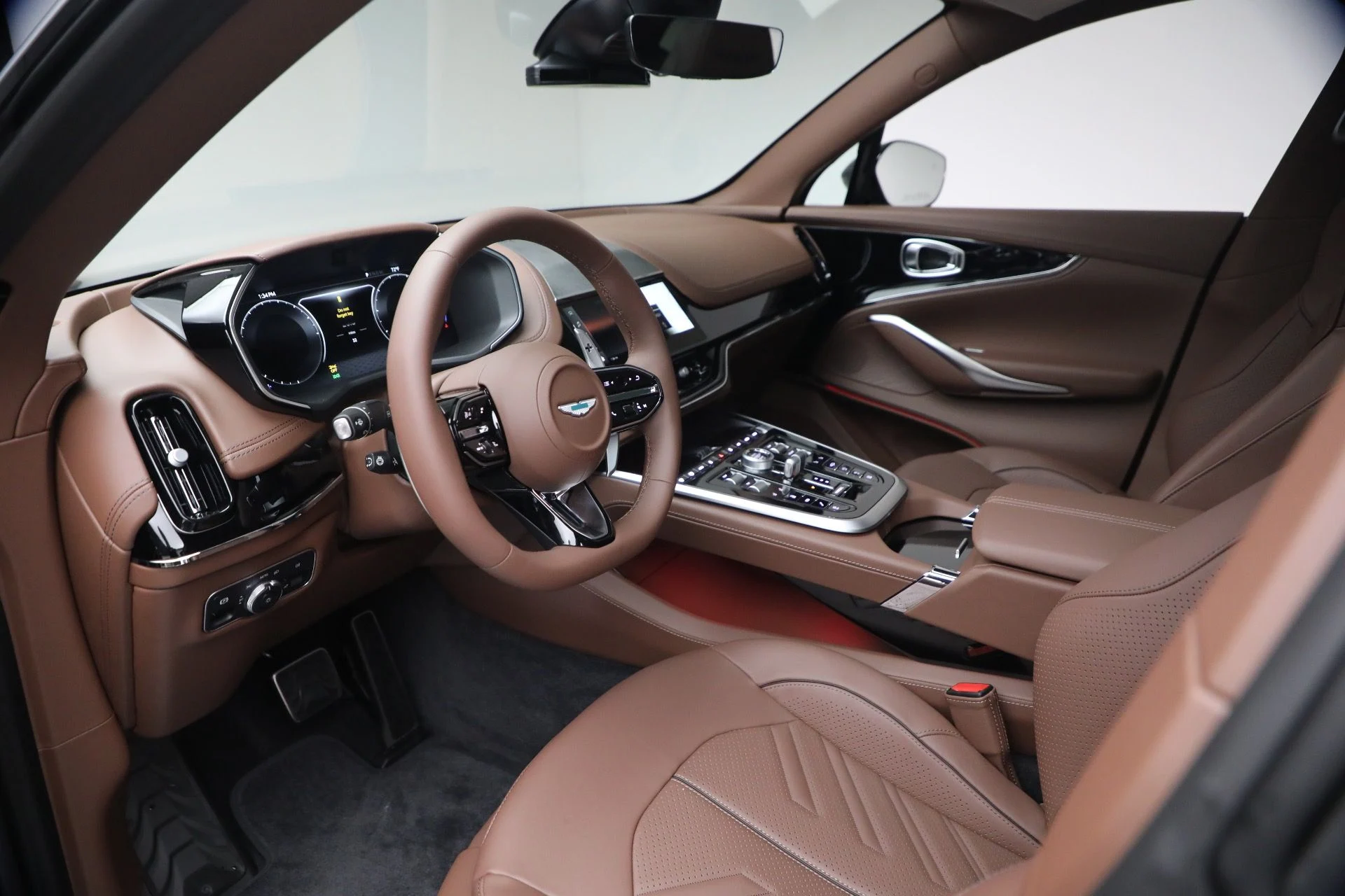 mph013_64509954_New_2026_Aston_Martin_DBX_S_1765053352_cc249309d0