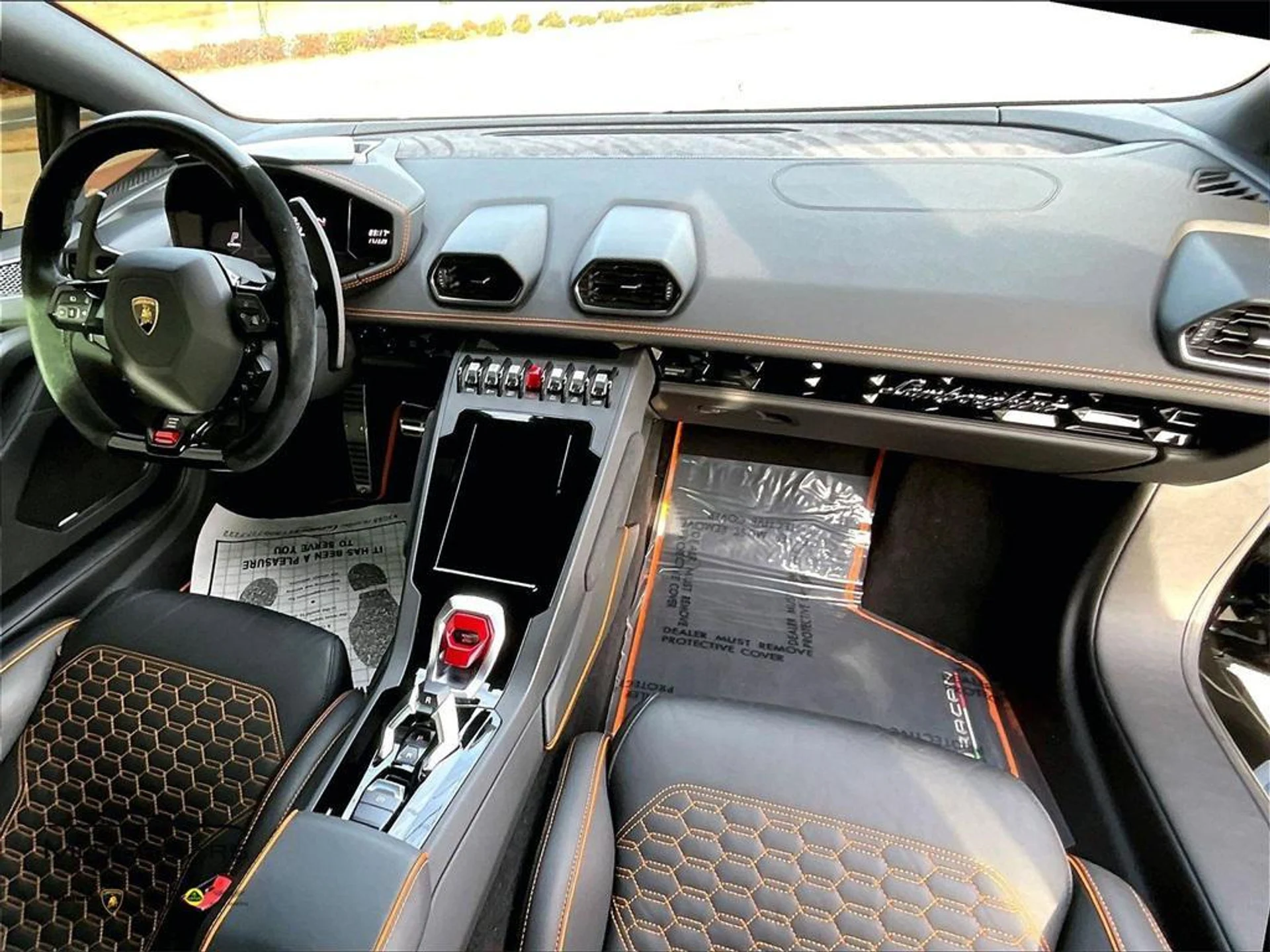 mph013_650013129_h_Ofofbj0_t_GYT_1v_WO_Un_Em8a9_NM_05304c9b9d