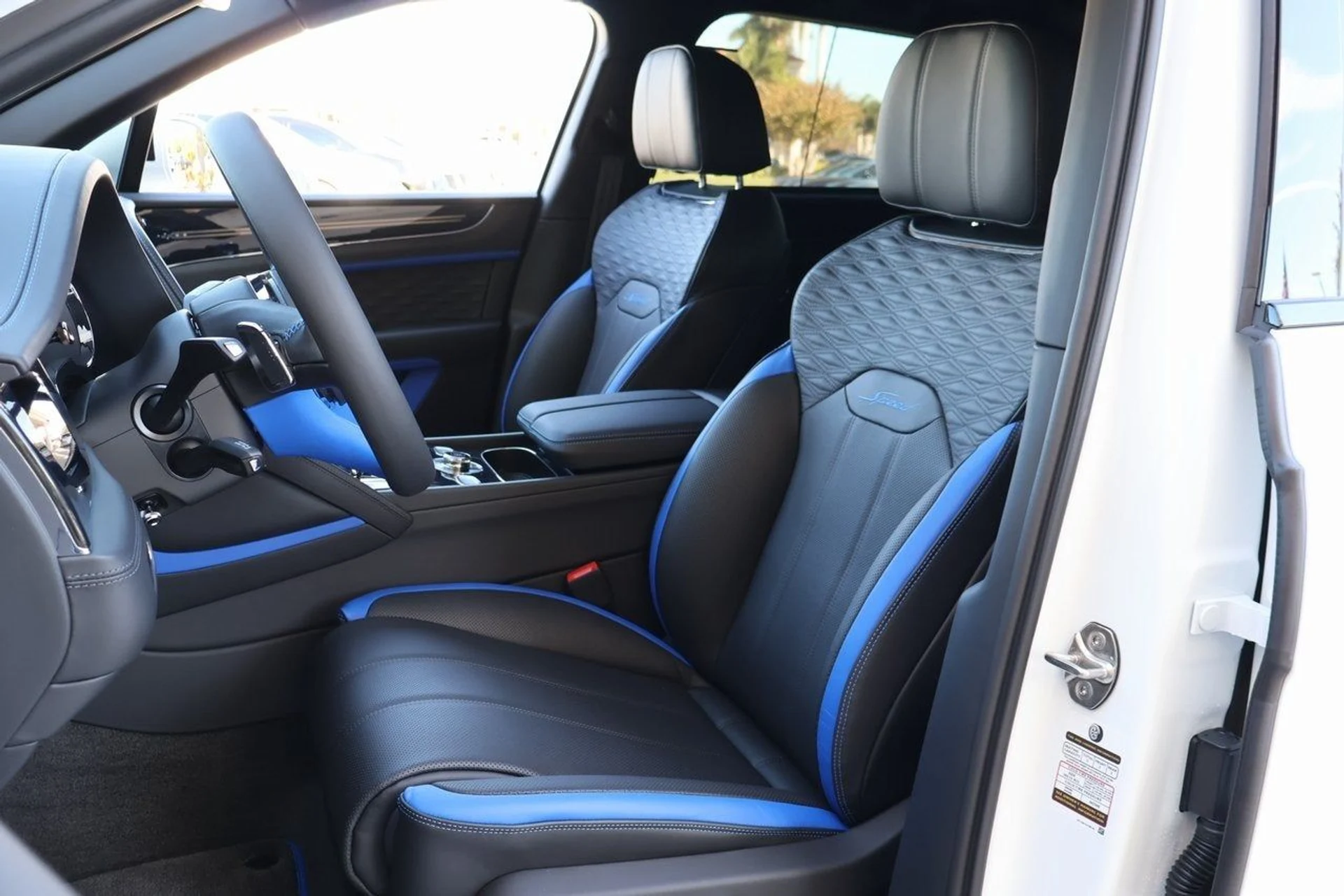 mph013_650224332_14_6bb86934df