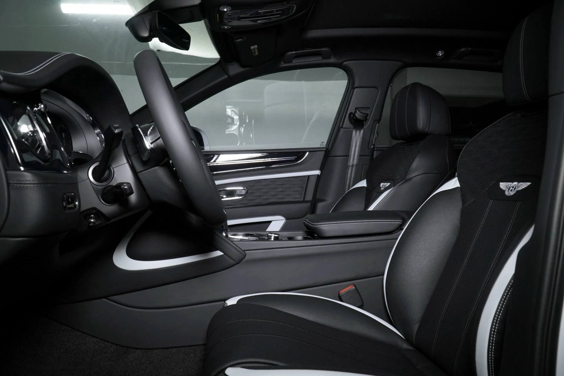 mph013_659090118_New_2026_Bentley_Bentayga_Speed_1767900450_d1ffac9923