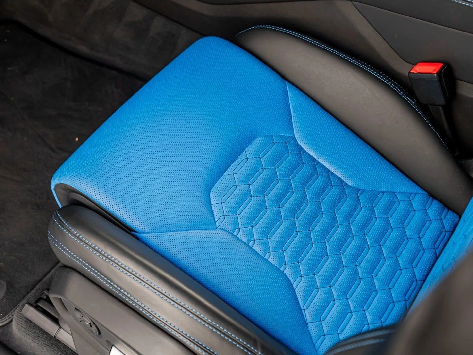 mph013_660666528_14_0dc6edcaad