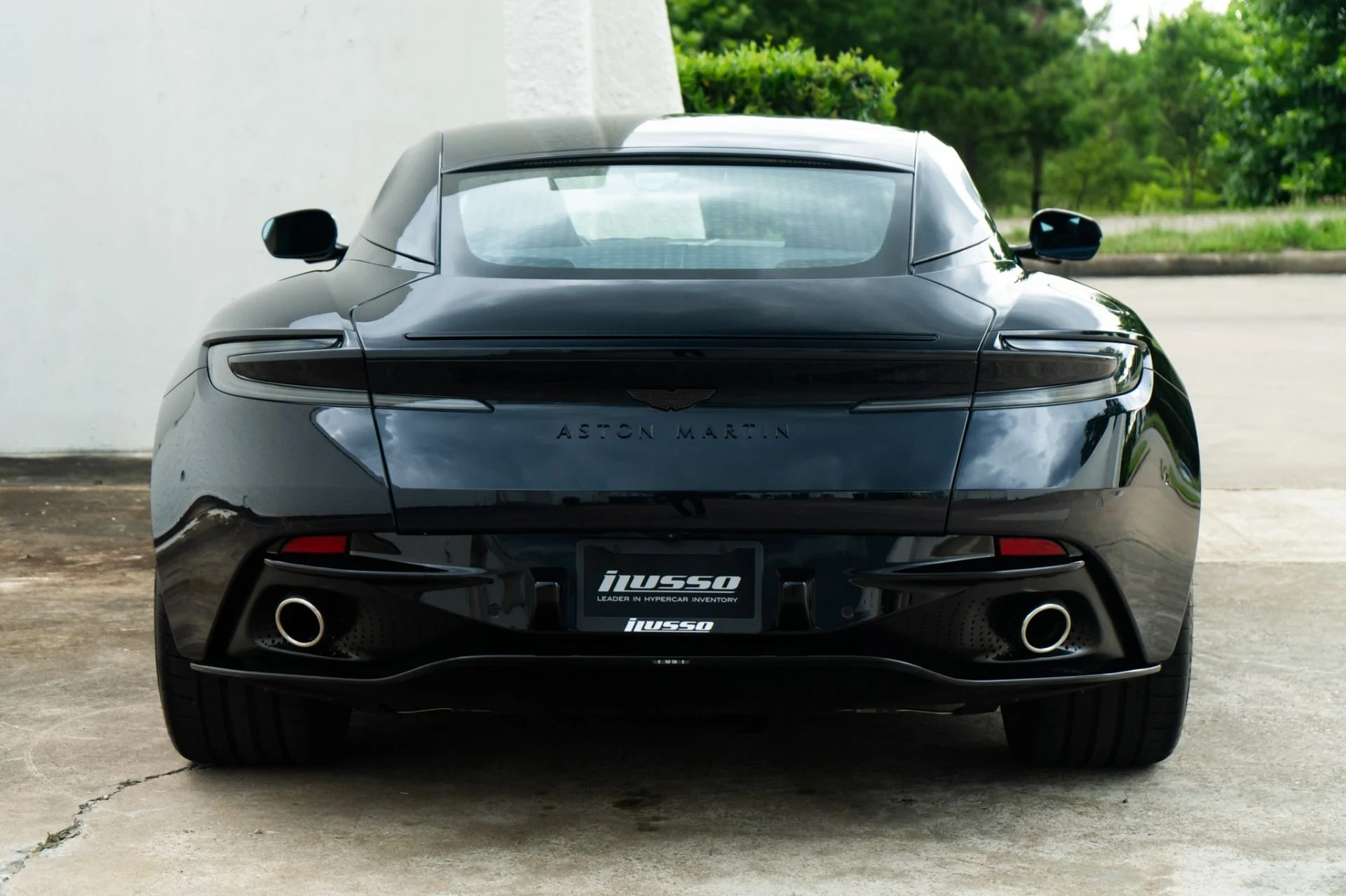 mph013_662762251_Used_2024_Aston_Martin_DB_12_V8_1780518223_aff9fdf935