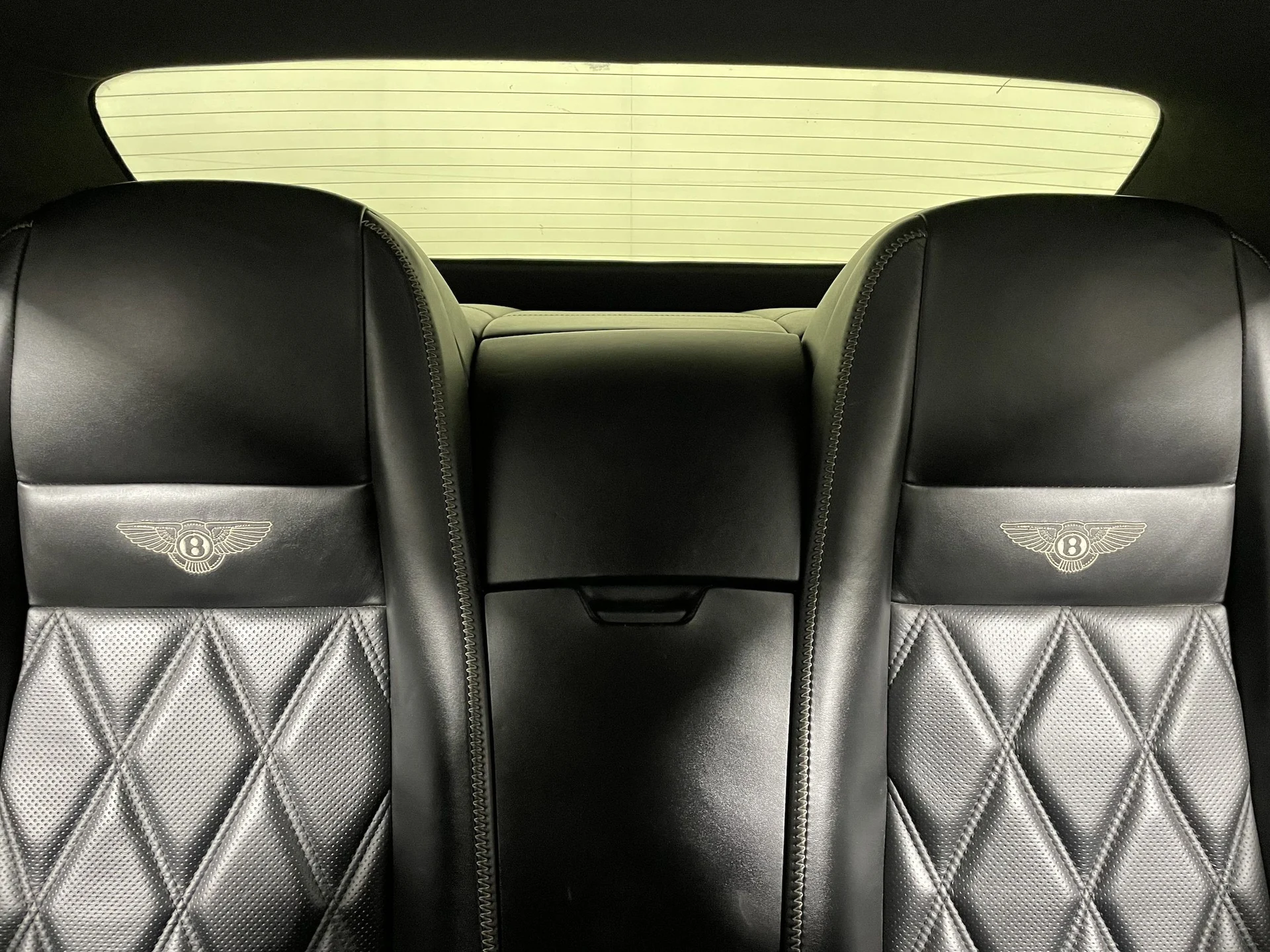 mph013_664550701_9d9c35f7d8ccba7a67492433dc80b460x_c72e398117