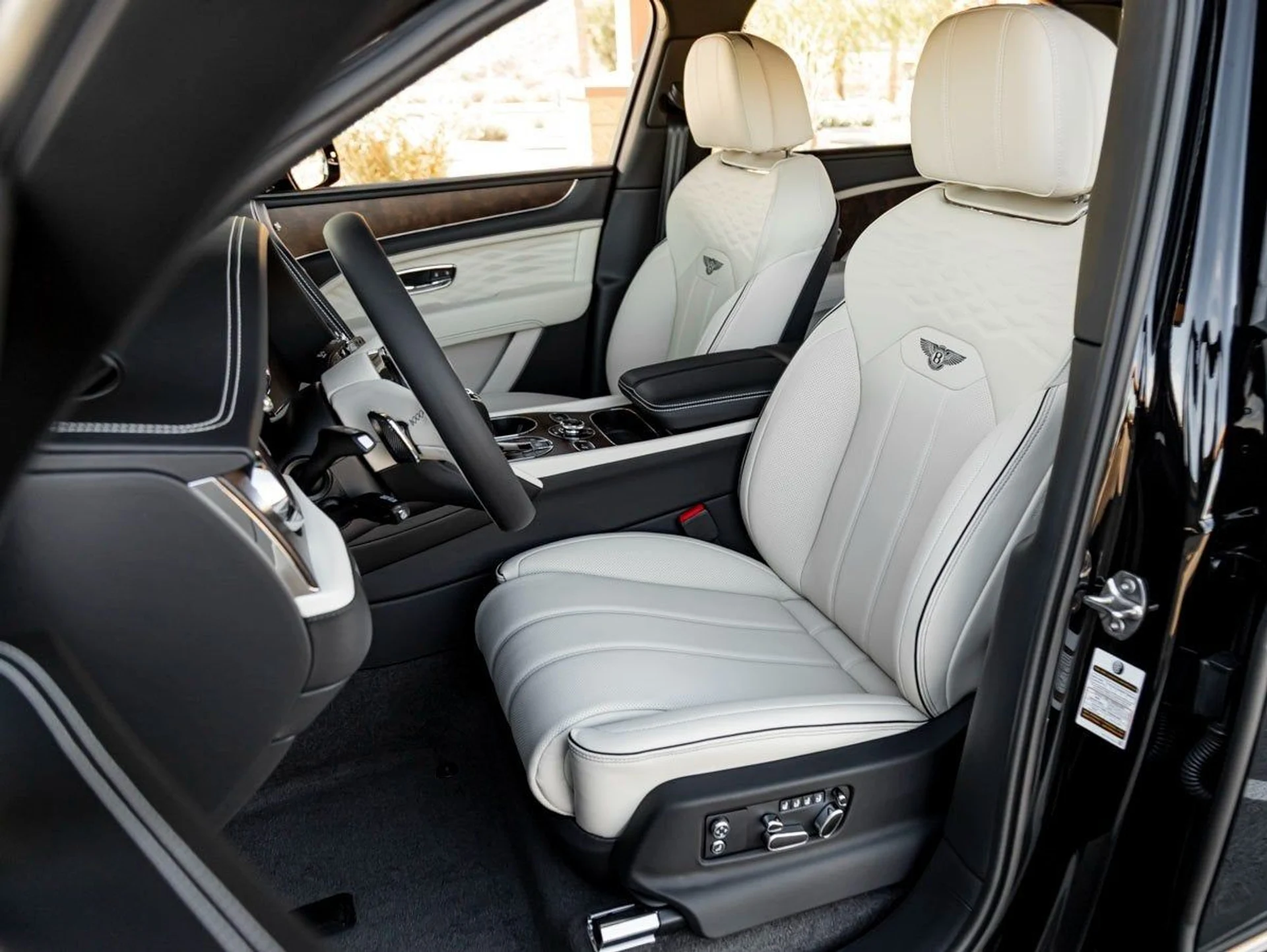 mph013_665360841_14_6d379cd9fd