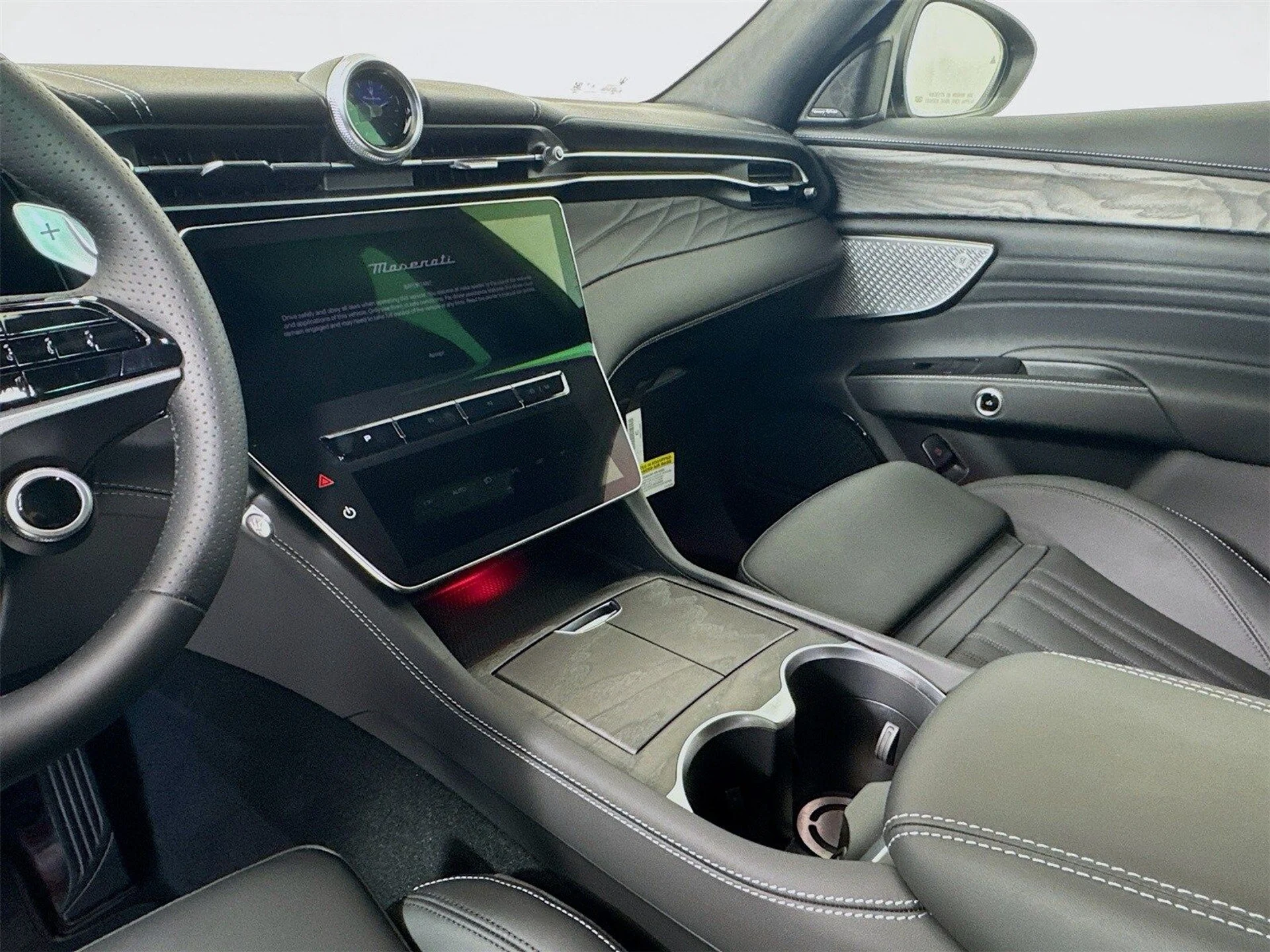 mph013_668938133_3e9d373b214928d82a88091f46383af5x_8921b3c61f