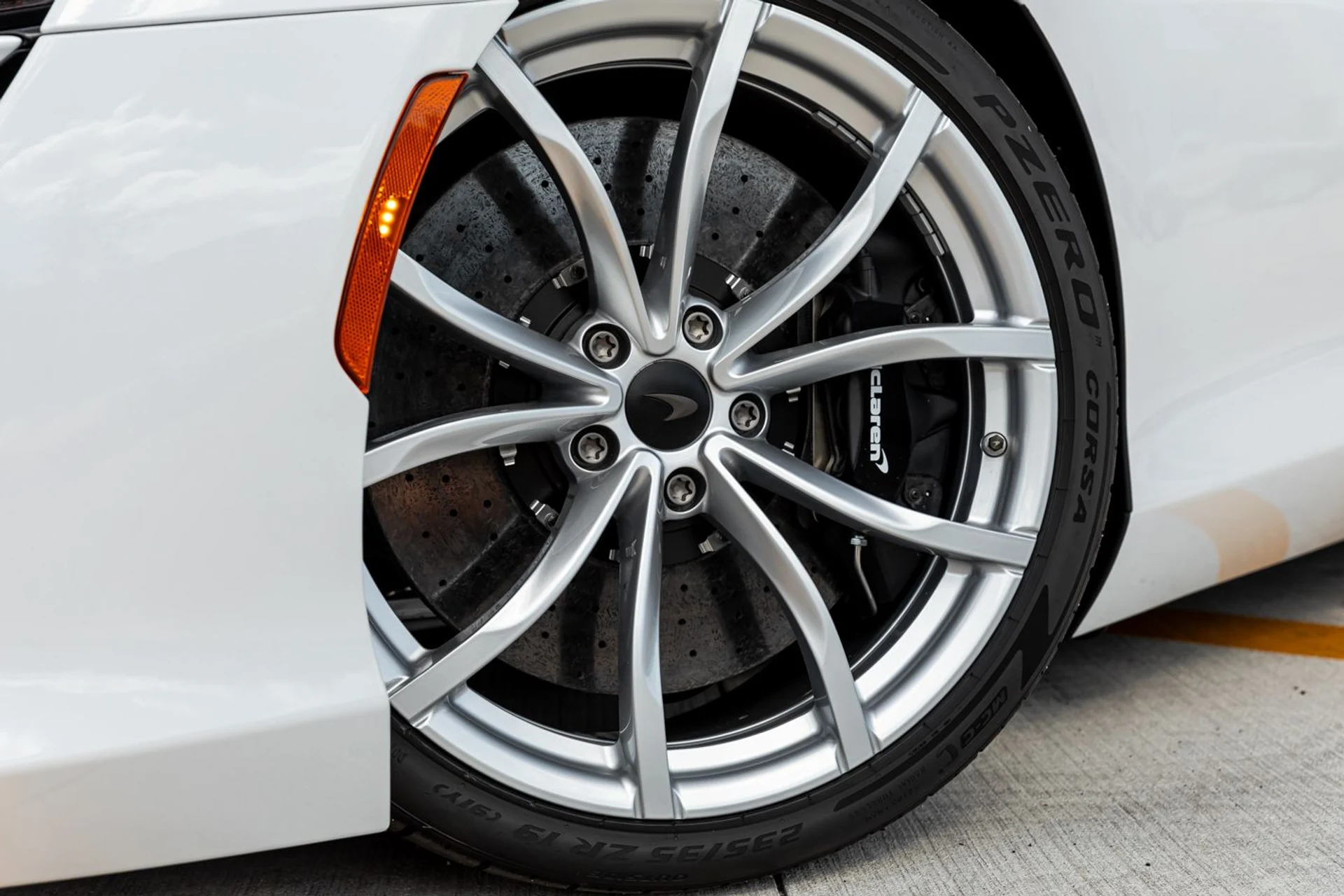 mph013_672205762_526_p14_l_ebb6bc4876