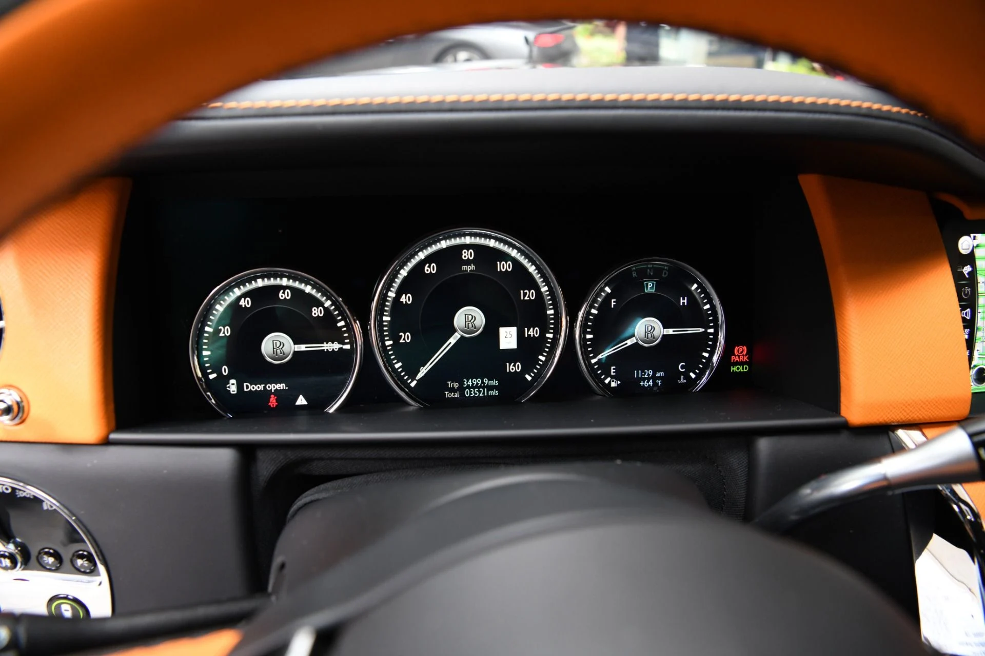 mph013_677585073_11933_p15_l_1414f13a19