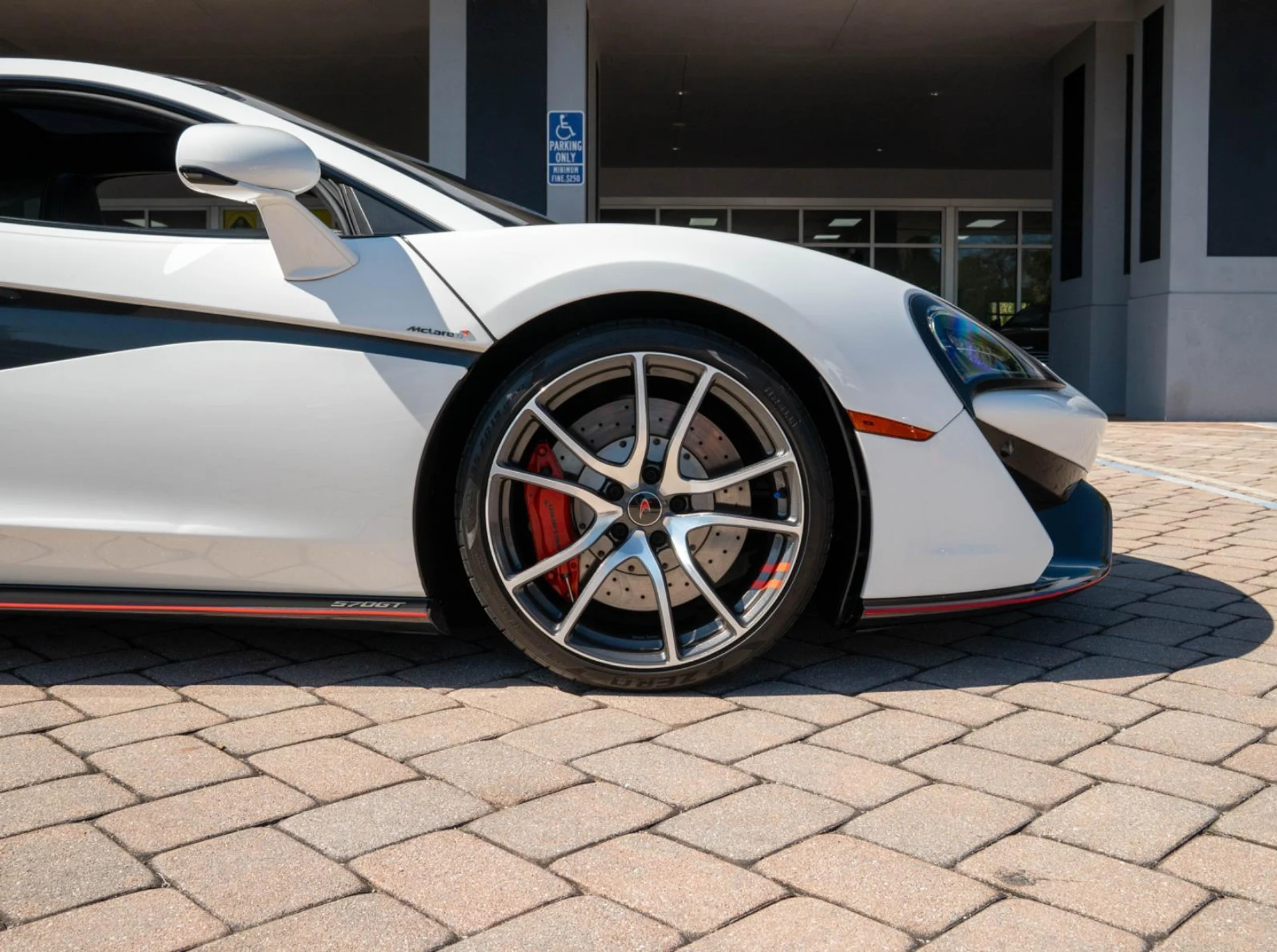 mph013_677918562_Used_2017_Mc_Laren_570_GT_1770201401_285954f633