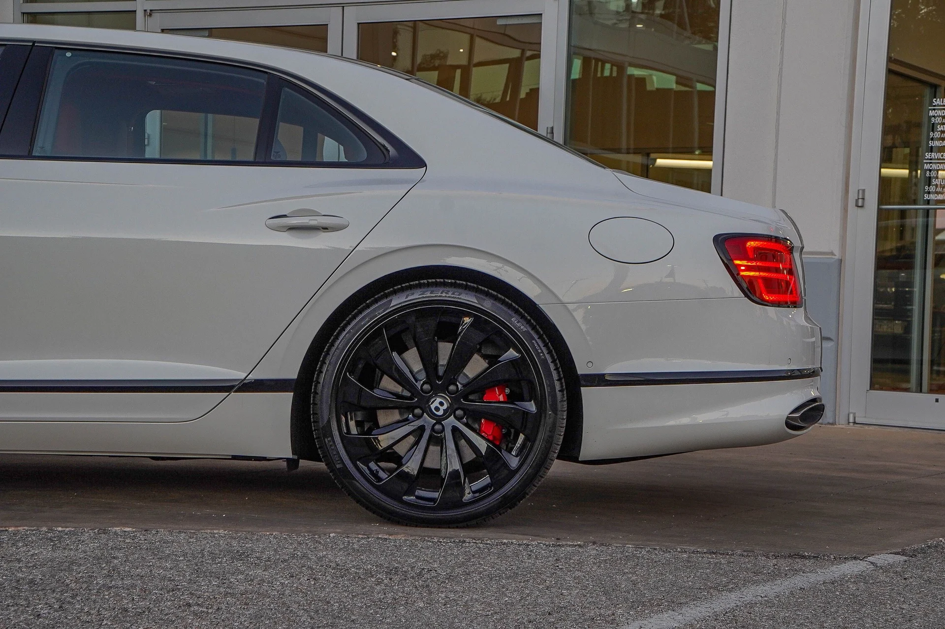 mph013_682137148_Hi_Tech_Luxury_Imports_LLC_SCBBP_6_ZG_5_TC_025490_image_13_e8d7c2022d