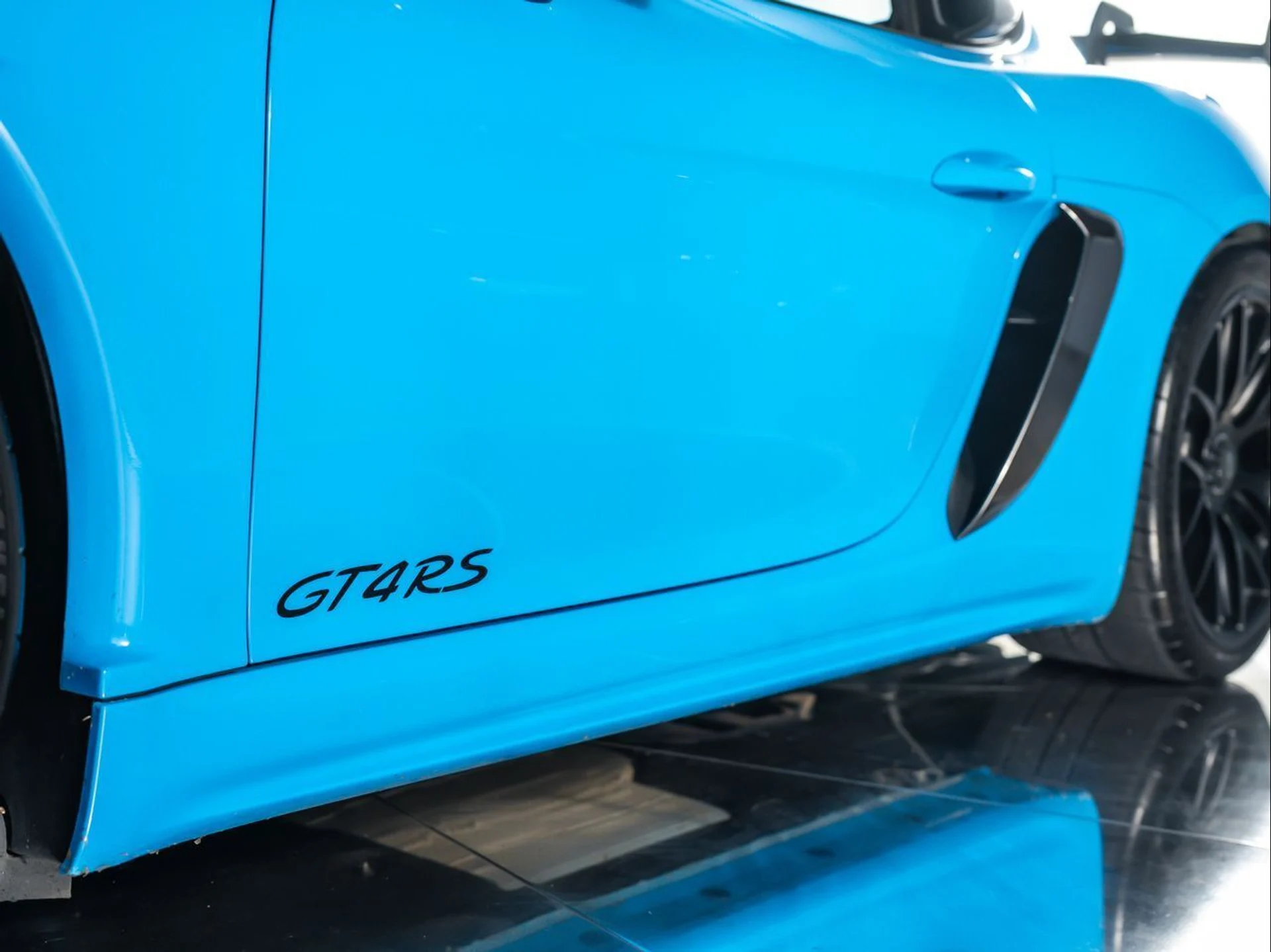 mph013_684620615_4a6da4de8827034465386422f195bed8_70de4990f4