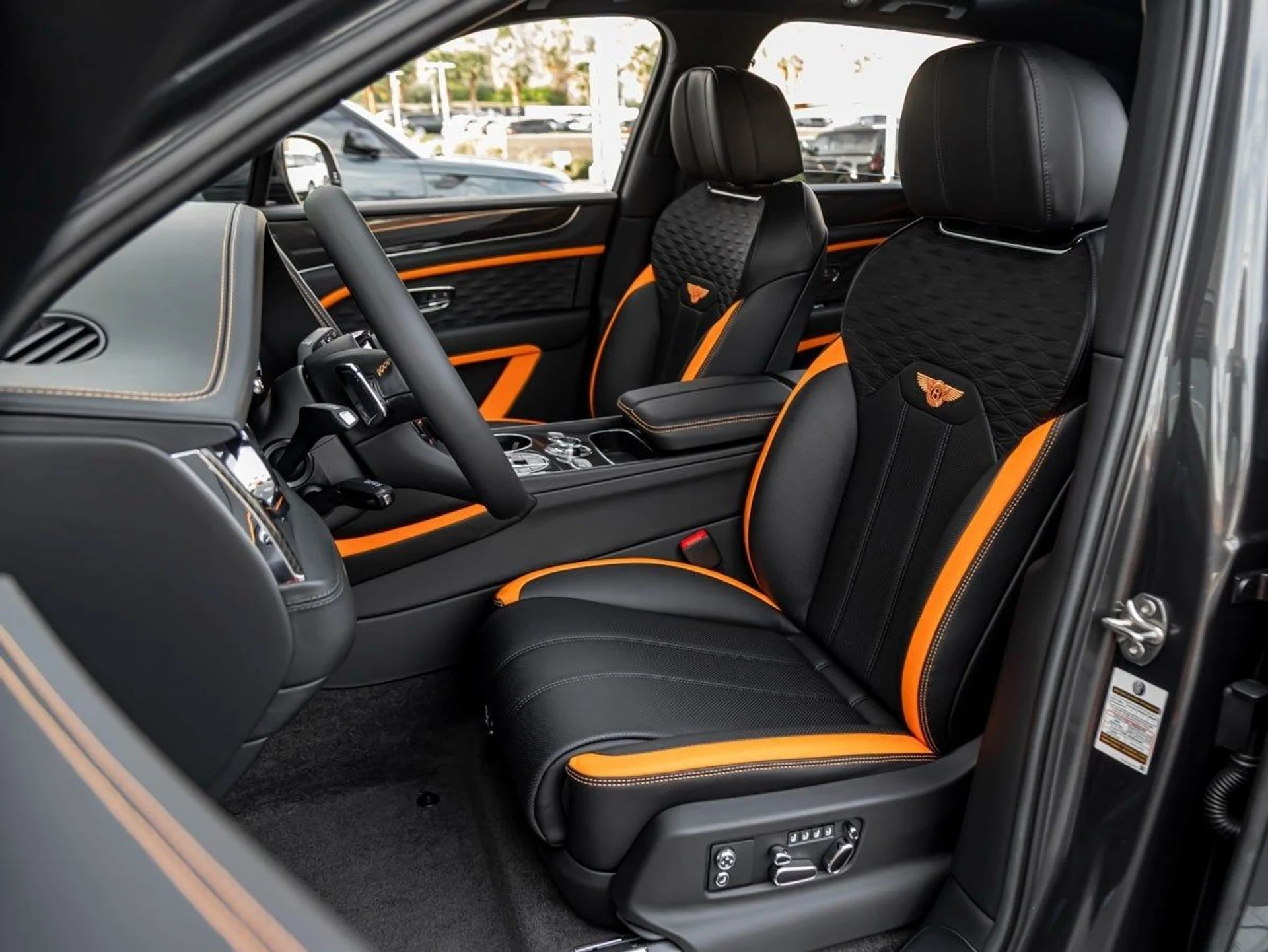 mph013_684866776_14_6d38f51b54