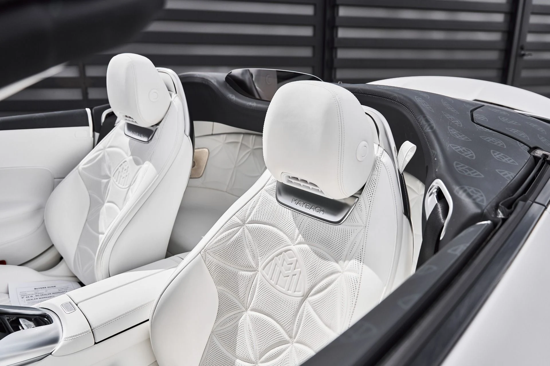 mph013_6938631_Used_2026_Mercedes_Benz_SL_Class_Maybach_SL_680_1777159913_906ffd55fa