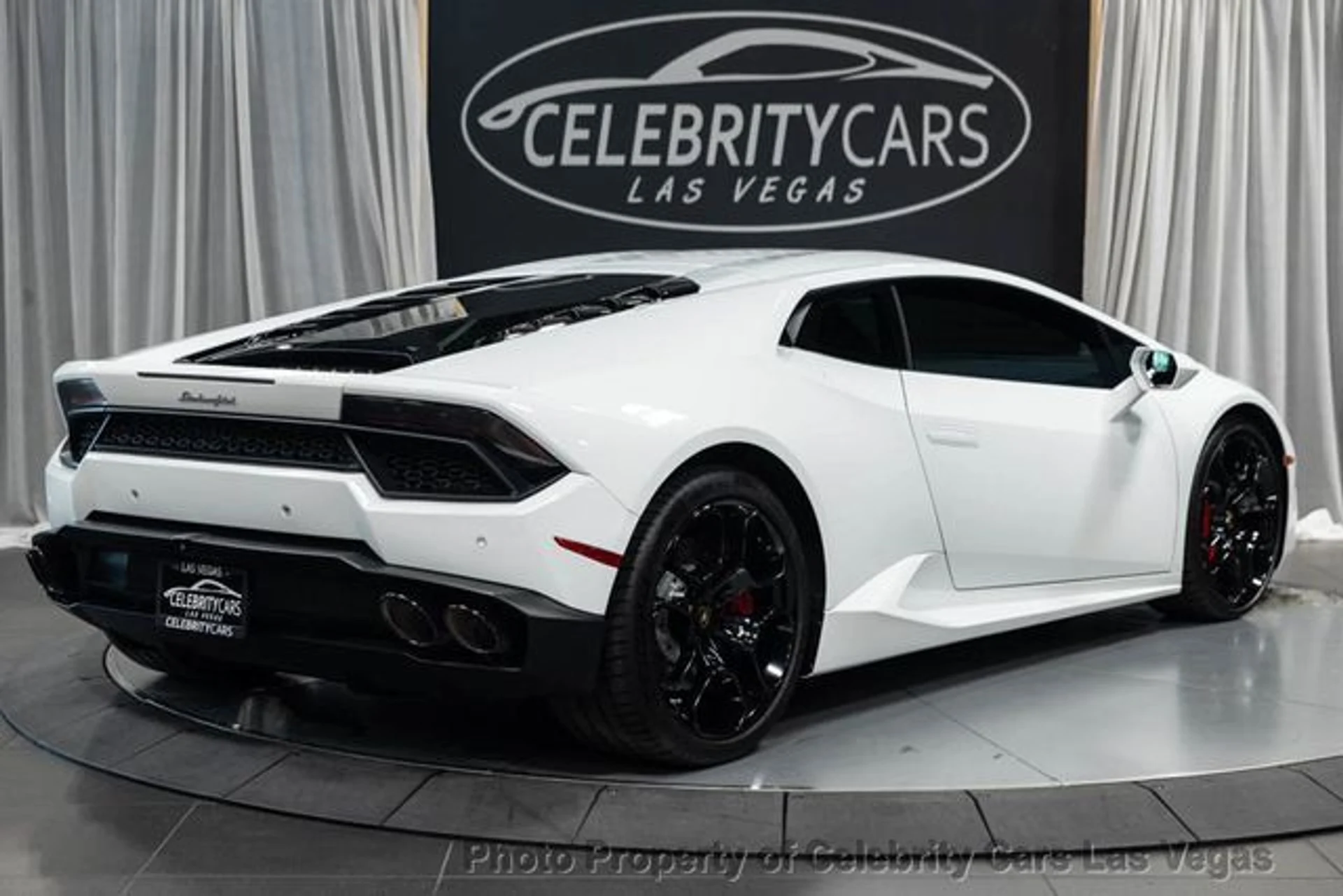 mph013_694206965_used_2019_lamborghini_huracan_lp5802_9707_22868387_18_640_8e2108ba54