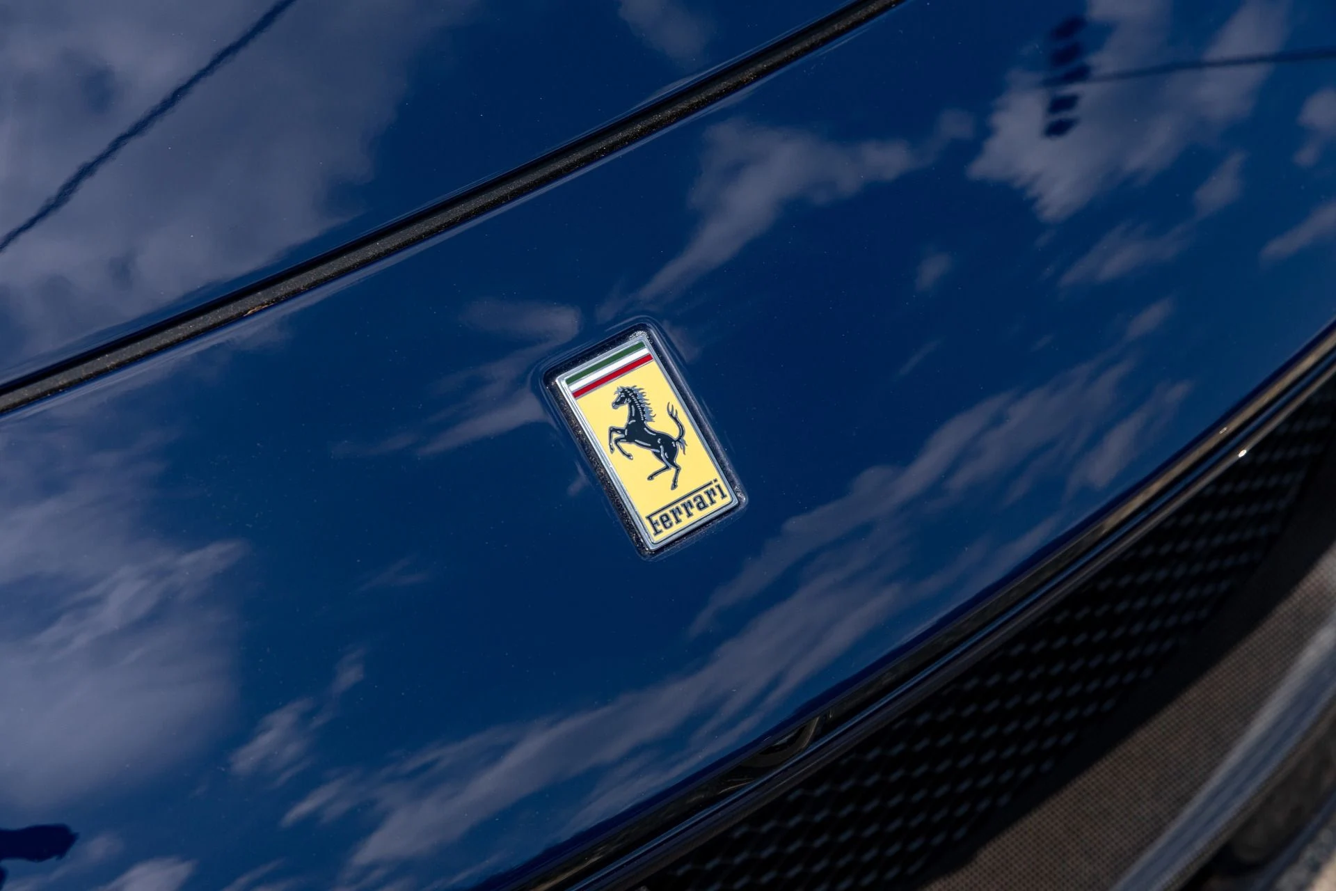 mph013_695949010_Used_2026_Ferrari_Purosangue_1785182443_93429e57e9