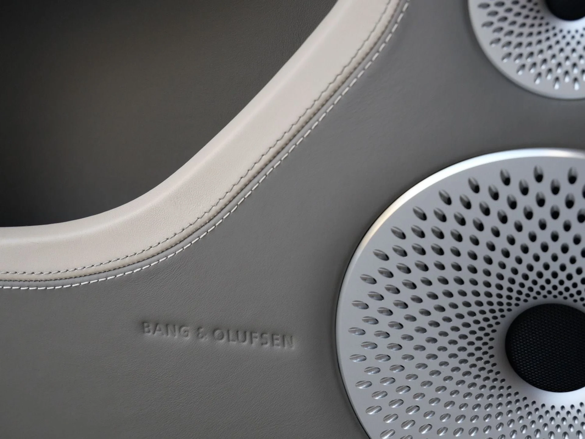 mph013_700985285_09baaf0f0b6e325ac0ed76f72f7727a2x_18f1dc3b69