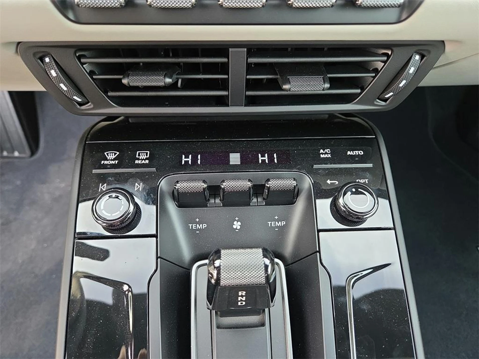 mph013_701074767_C_Yj_Tm_EO_q_Q_vj_Cam5y_do_BMV_7_WQ_bc4fe05b90