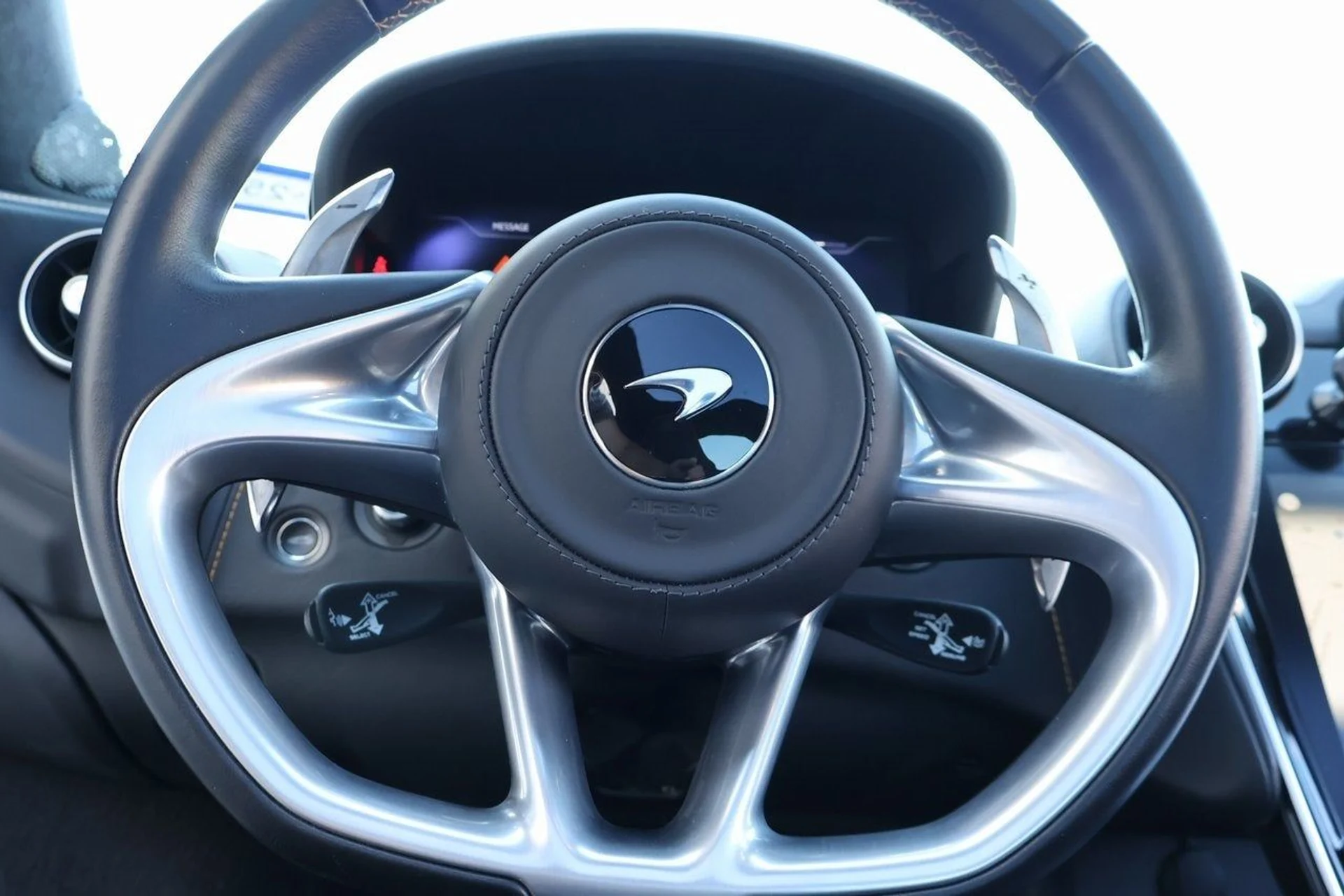 mph013_702784785_14_5ca1c08cb0