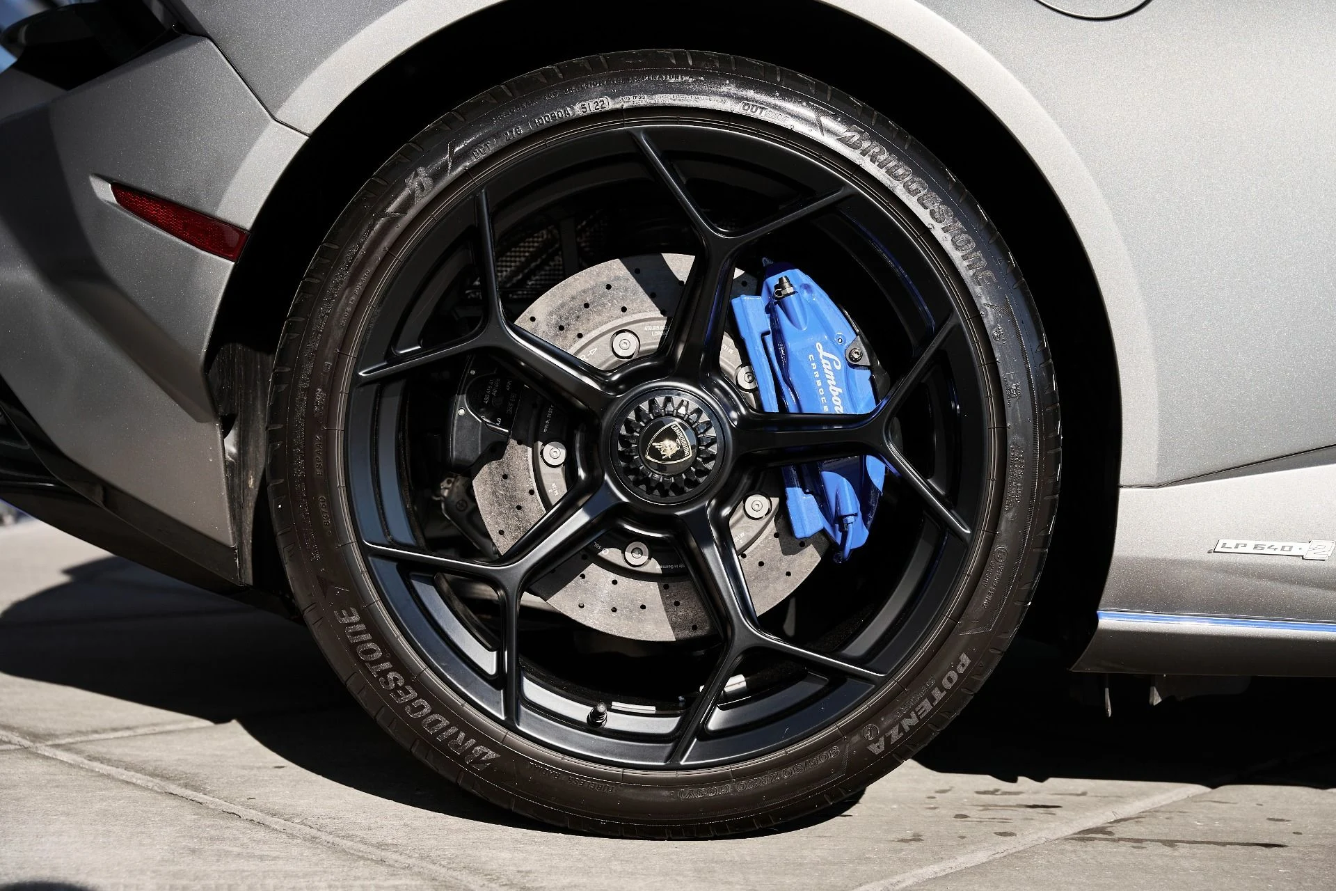 mph013_705149873_Used_2023_Lamborghini_Huracan_Tecnica_Base_1766024550_36af06c87b