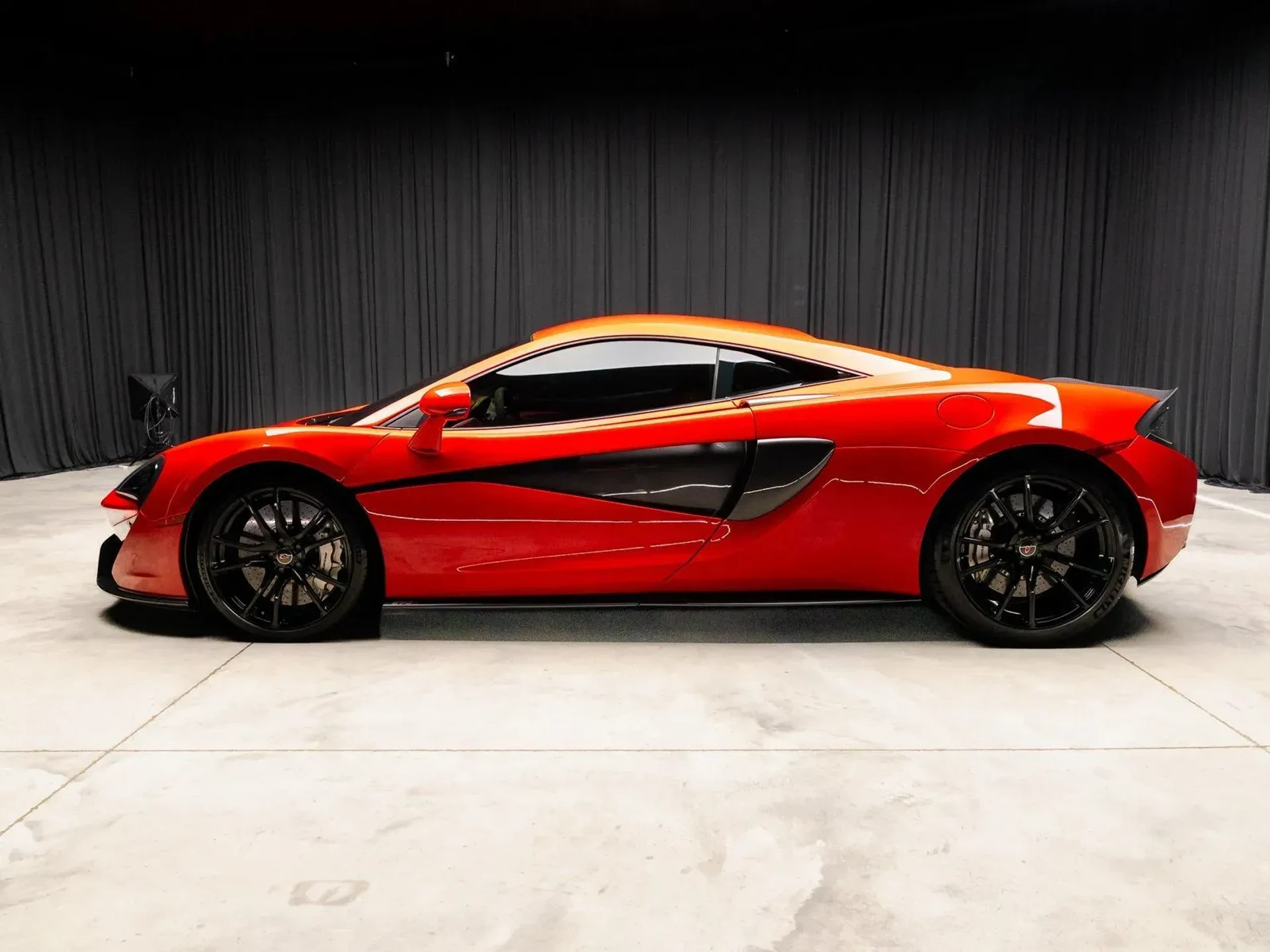 mph013_705747439_2621091d_bf23_4ef5_b821_a2a05a927fc3_7012eb5696