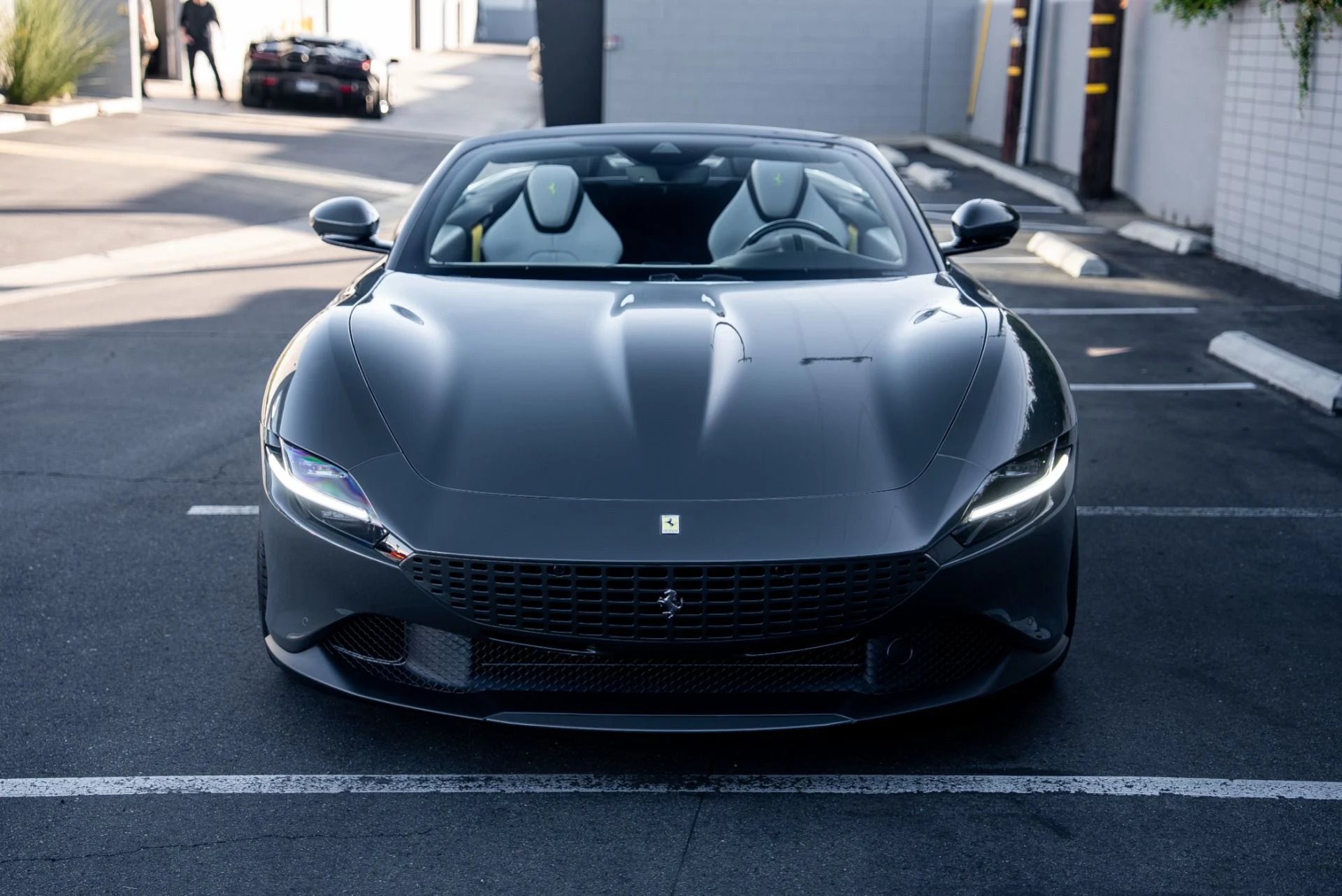 mph013_710472471_Used_2024_Ferrari_Roma_Spider_1764029077_a9fccc81de