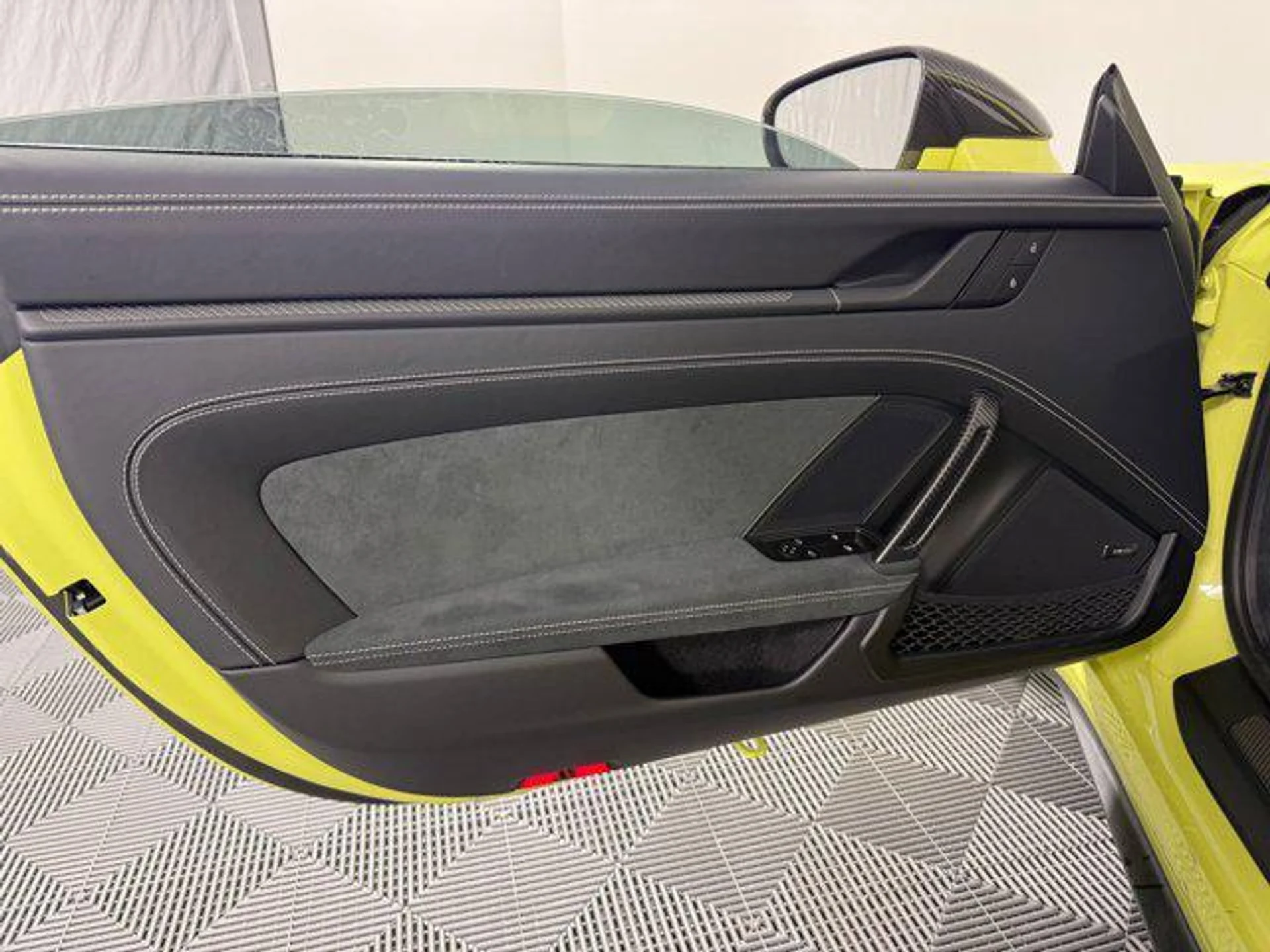 mph013_711501430_j_TEZL_Ht_C_Ukxjj_AI_3b_GPP_4kyo_ET_0_34797ae735