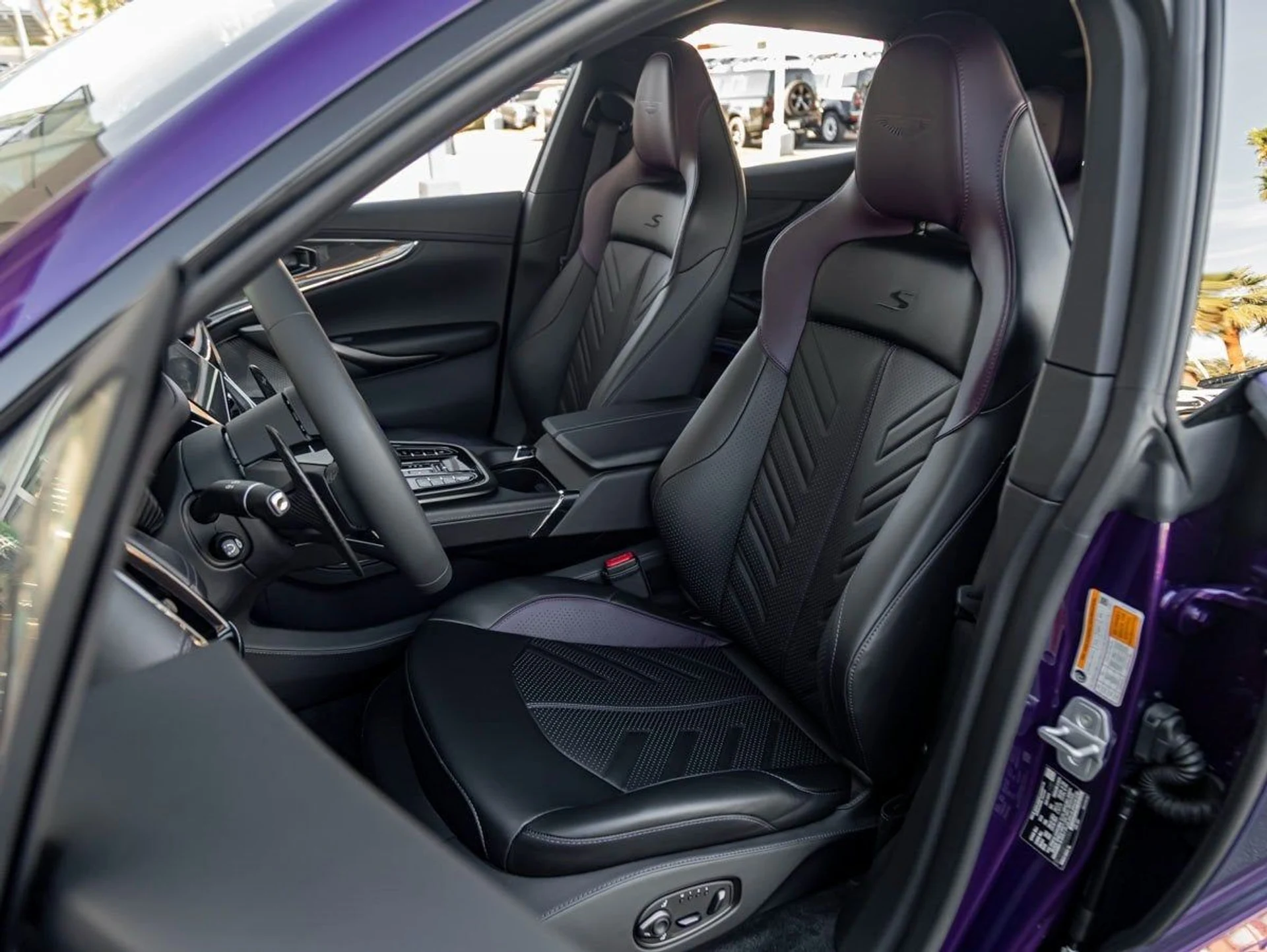 mph013_711687310_14_064afd9e9a