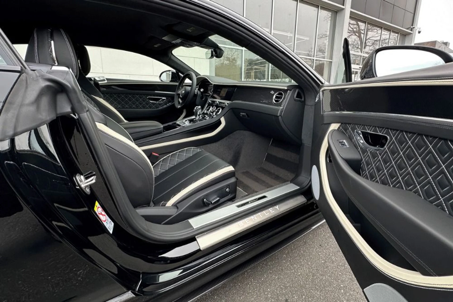 mph013_731606532_Used_2022_Bentley_Continental_GT_Speed_1767012050_18161e6c79