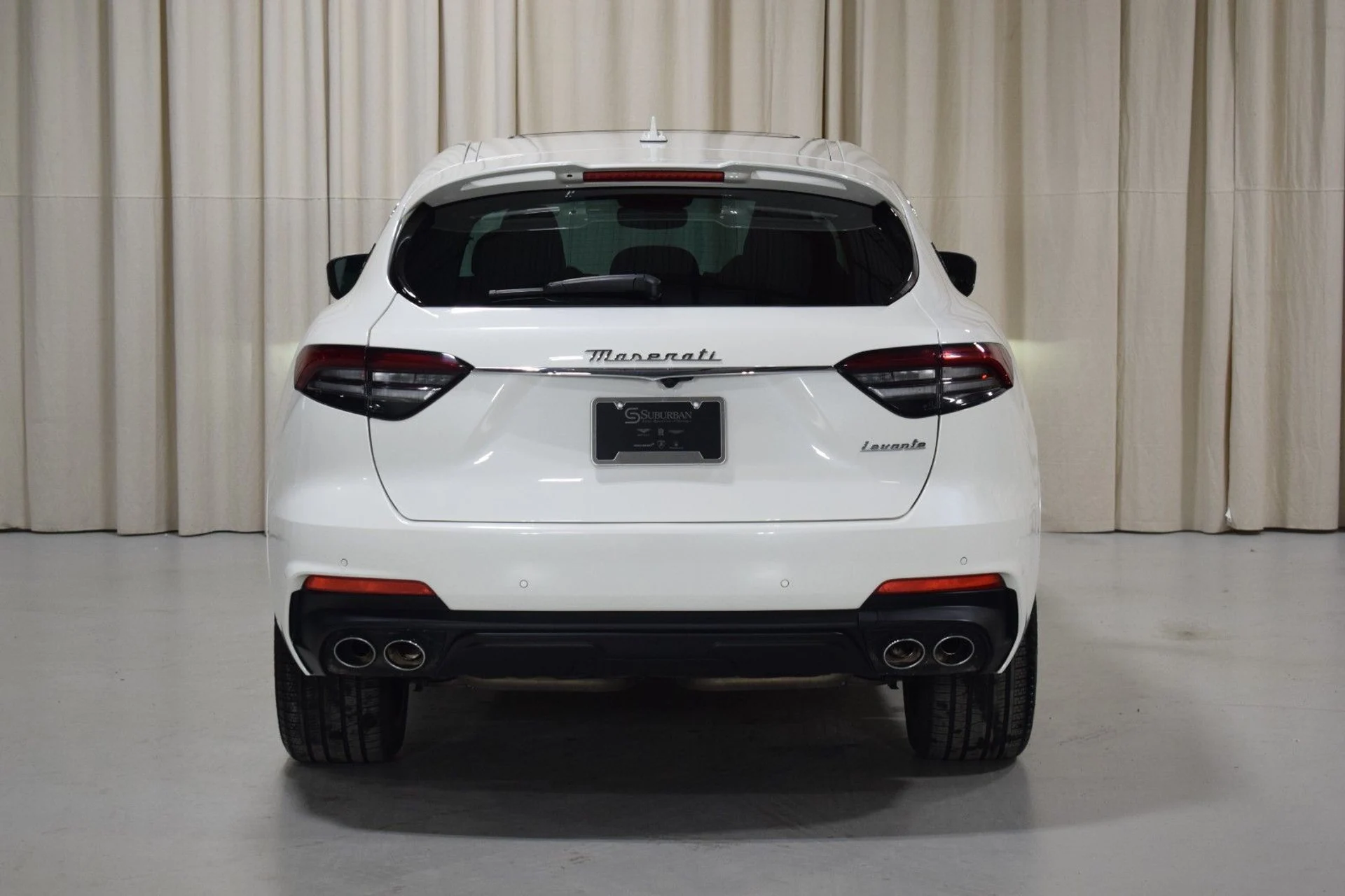 mph013_736251261_ce28b509c5318aea30581f27e938be7ex_8d0f0135c6