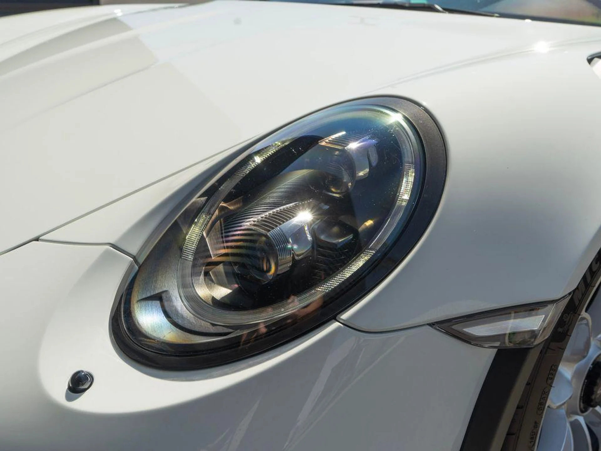 mph013_744025559_V_Xia6q_My_UE_4q5_F_Nd7d4h_VA_56_Zc_e3a54d29d0