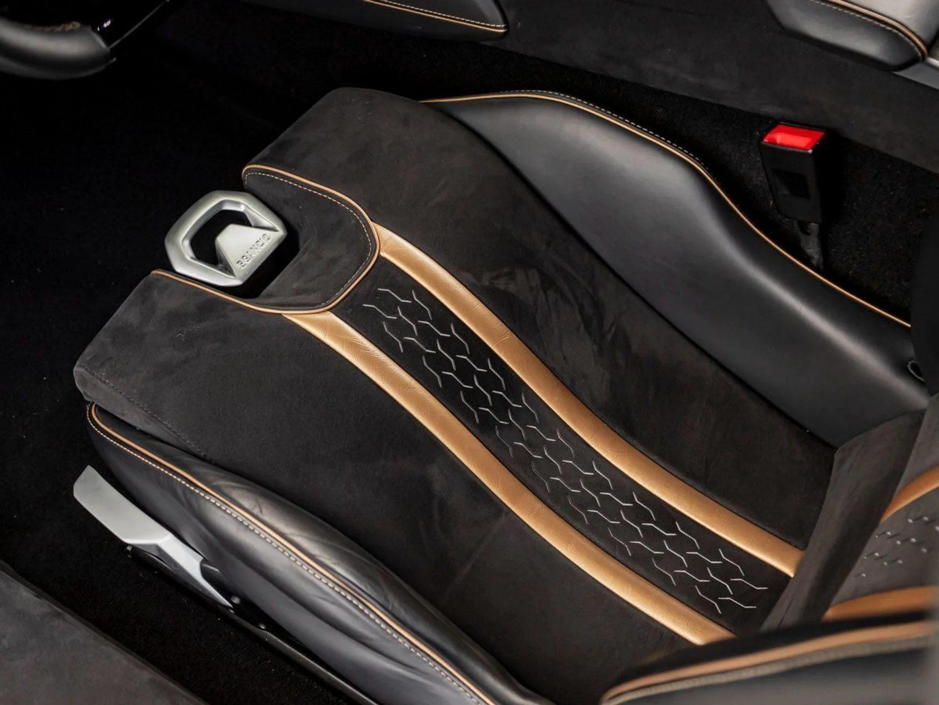 mph013_752388184_14_6da3be75a8