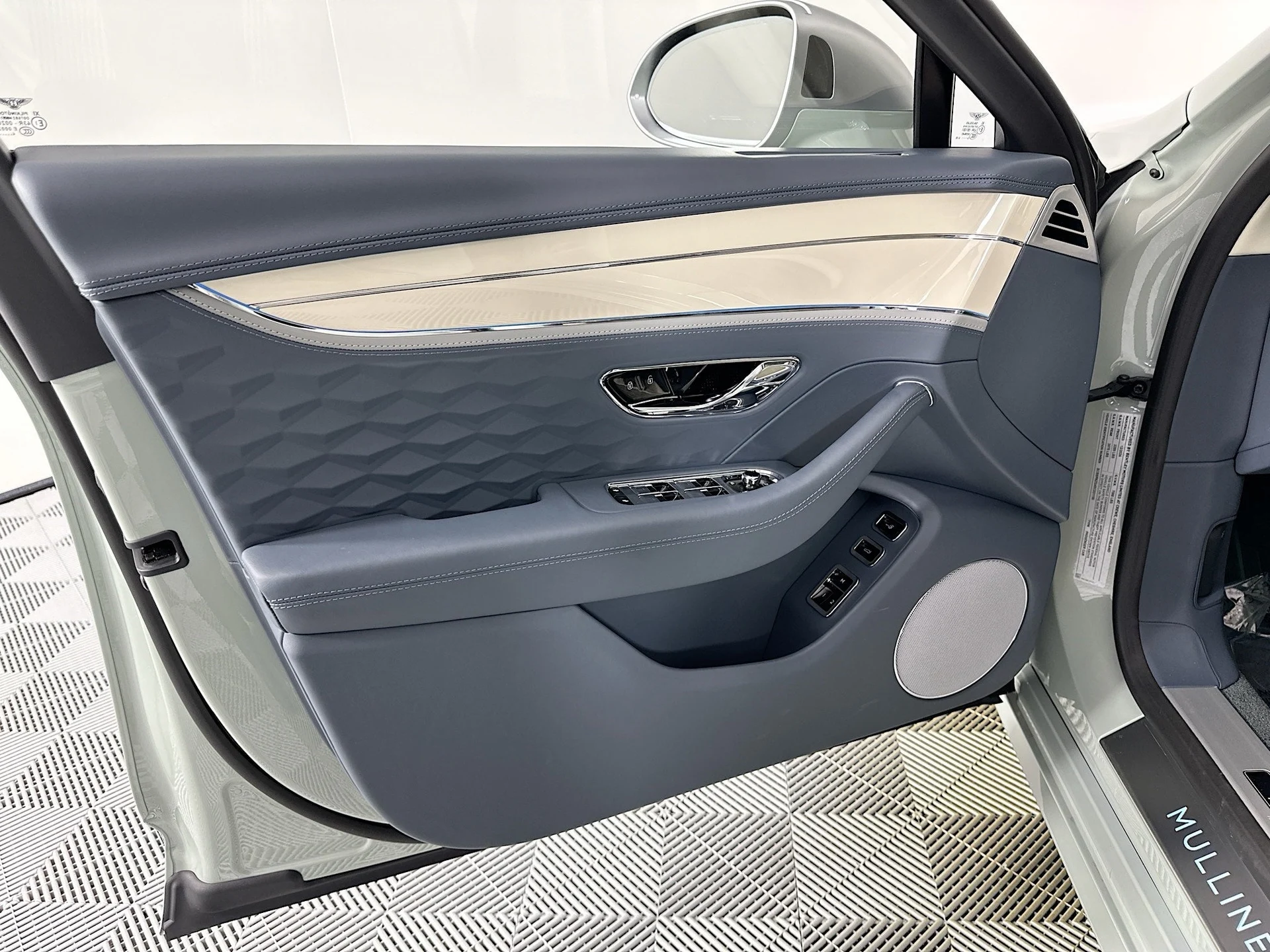 mph013_756702646_14_ffbfd0e1ad