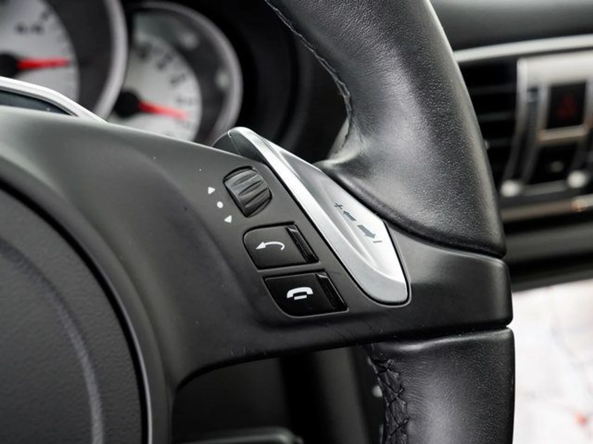 mph013_756796953_0cee31163d9666079b56bb1b460b6f6b_ae358b4aca