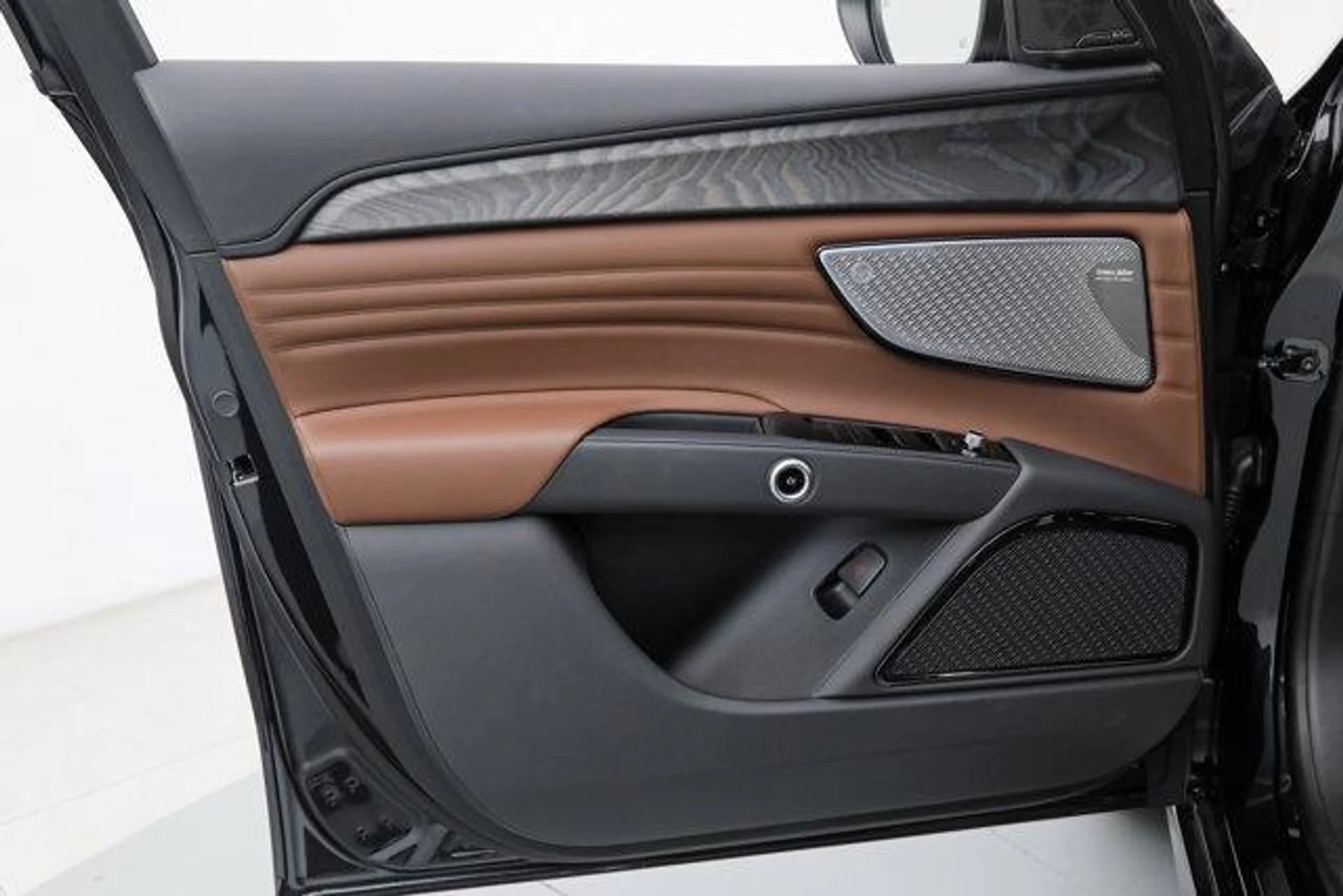 mph013_758837429_u_J_T9ii_H_Jc_Vo_IR_v_Ybjb_XSN_8_V_Bw_a3a90a8e5b