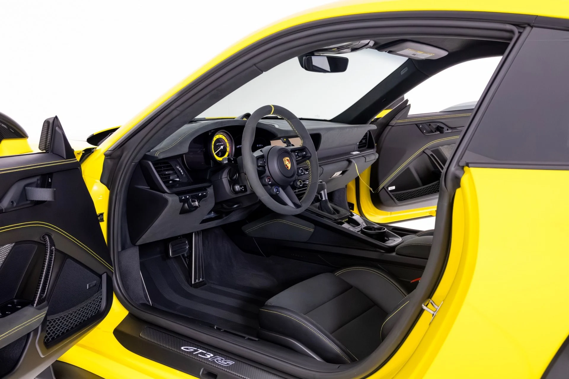 mph013_759636806_Used_2024_Porsche_911_GT_3_RS_1770767528_9be27899bc