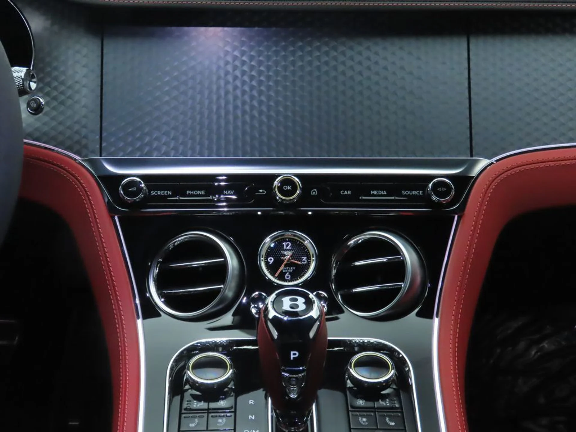 mph013_762496984_used_2024_bentley_continental_gtv8coupe_8119_22922689_14_1024_b9647ff6f9