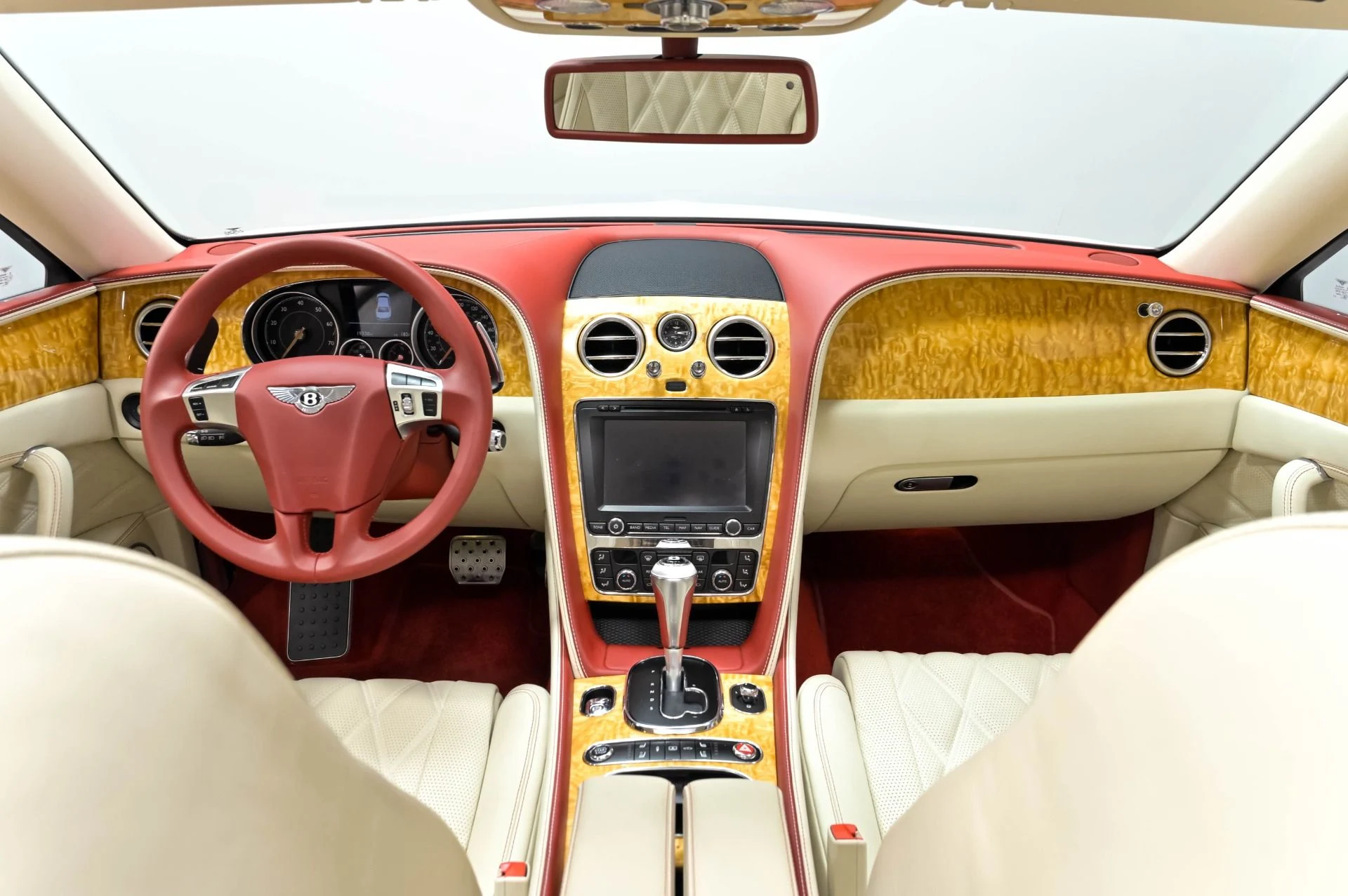 mph013_76358438_Used_2016_Bentley_Flying_Spur_W12_1779838751_8ceffaf6d7